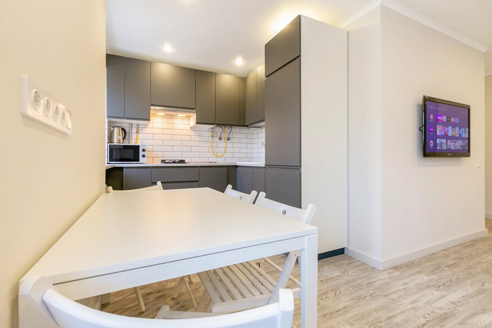 Апартаменты на набережной Адмирала Серебрякова