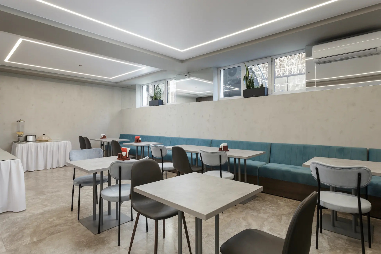 Отель Эльпида