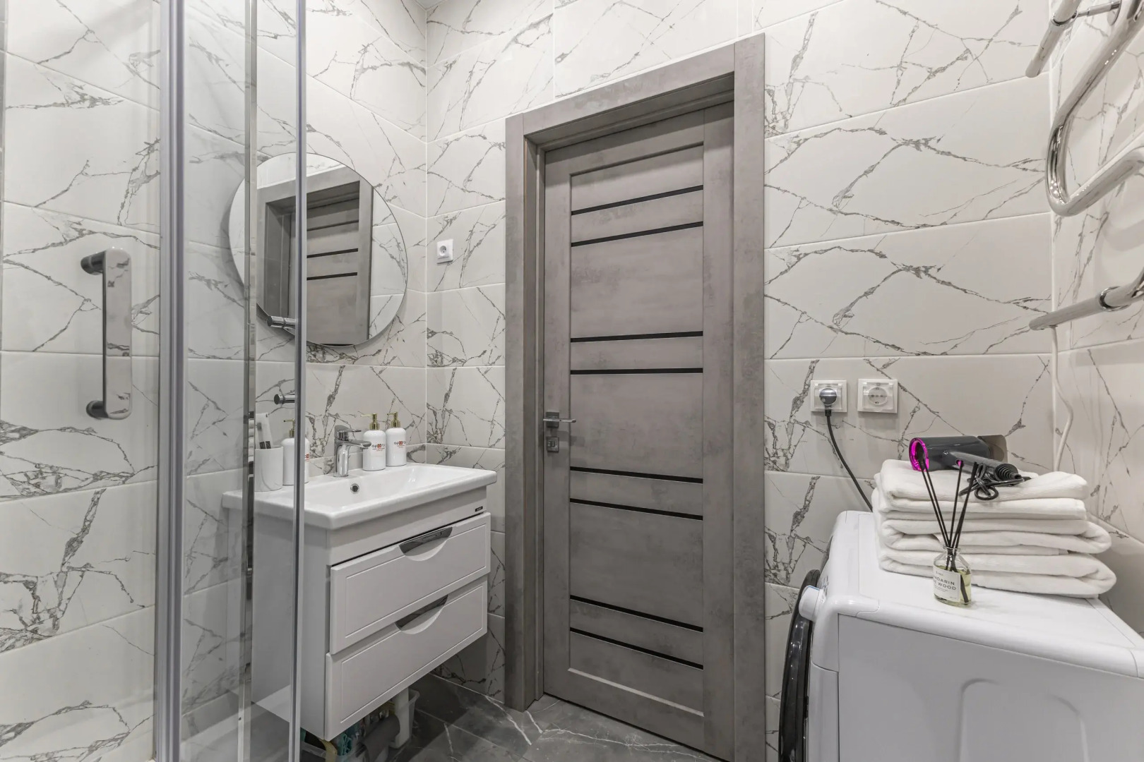 Квартира Однокомнатная уютная с дизайнерским ремонтом и современными удобствам