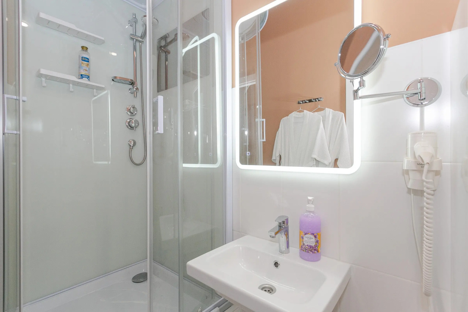 Апартаменты Уют и комфорт в центре НИИТО