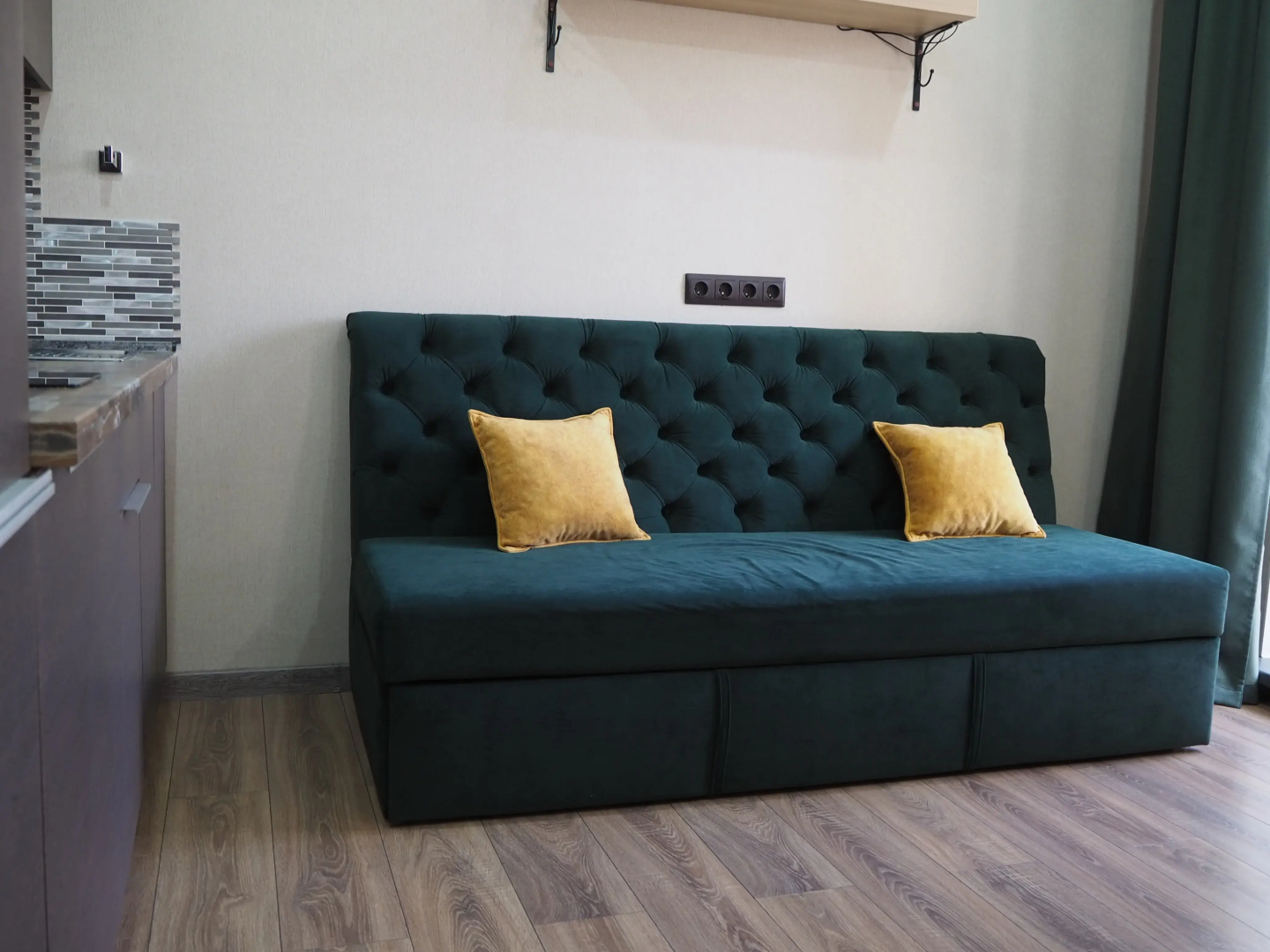 Квартира Яркая Студия на Улице Университетская Набережная 62