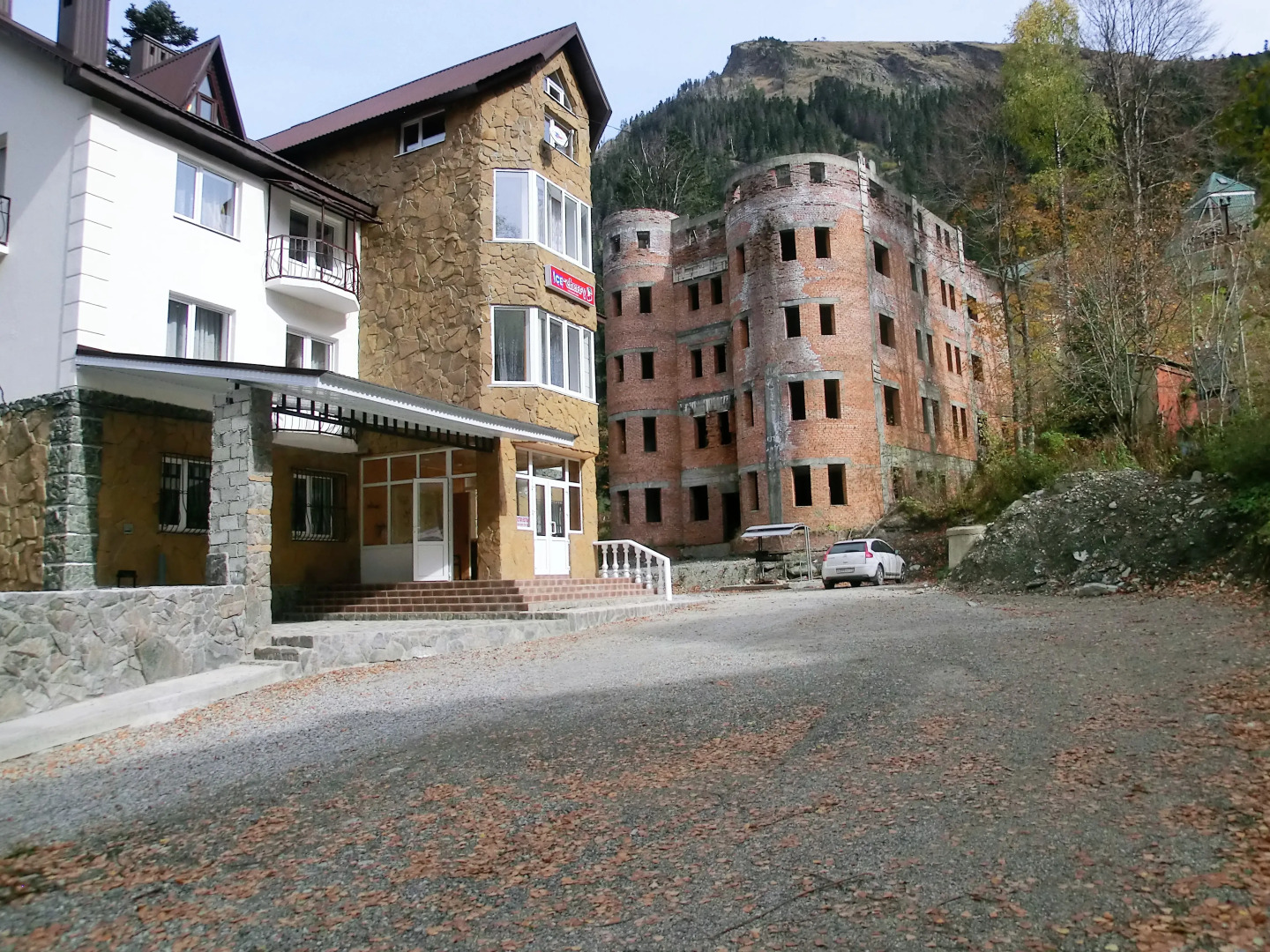 Отель Айс Черри Домбай