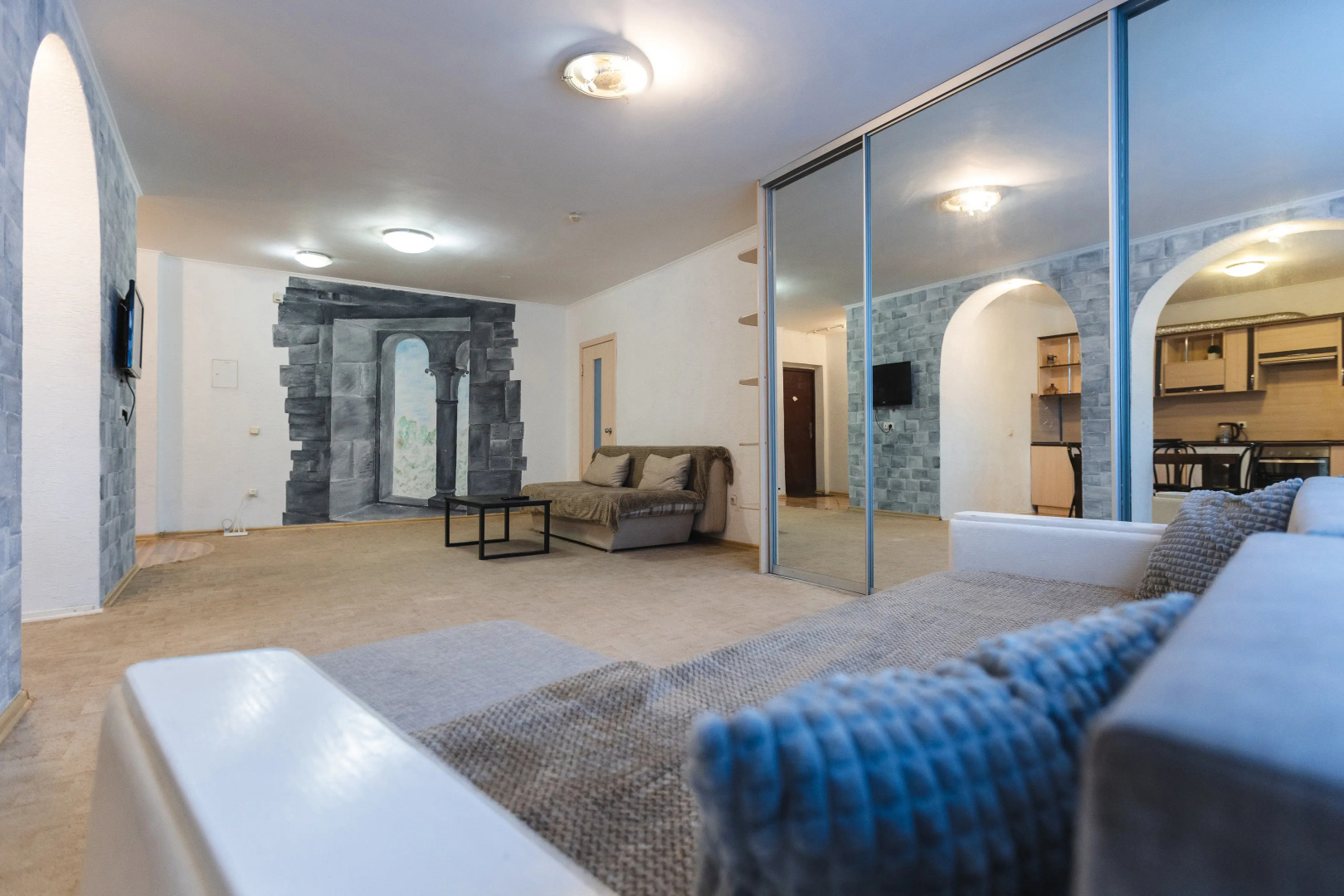 Квартира 2 к Гранд Холл