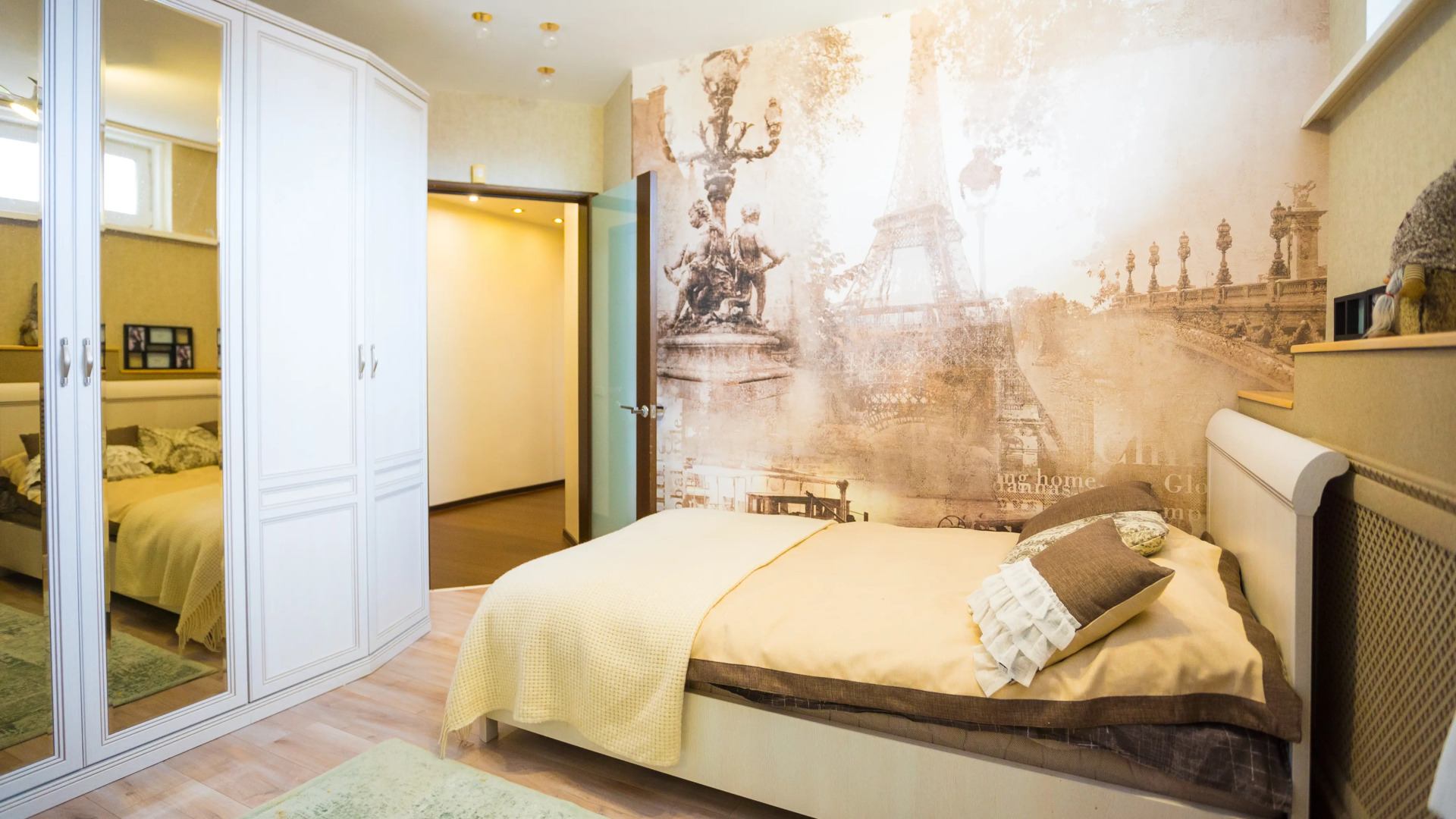 Апартаменты Центр города в 5 минутах езды размещение 12 мест, сауна, кондиционер