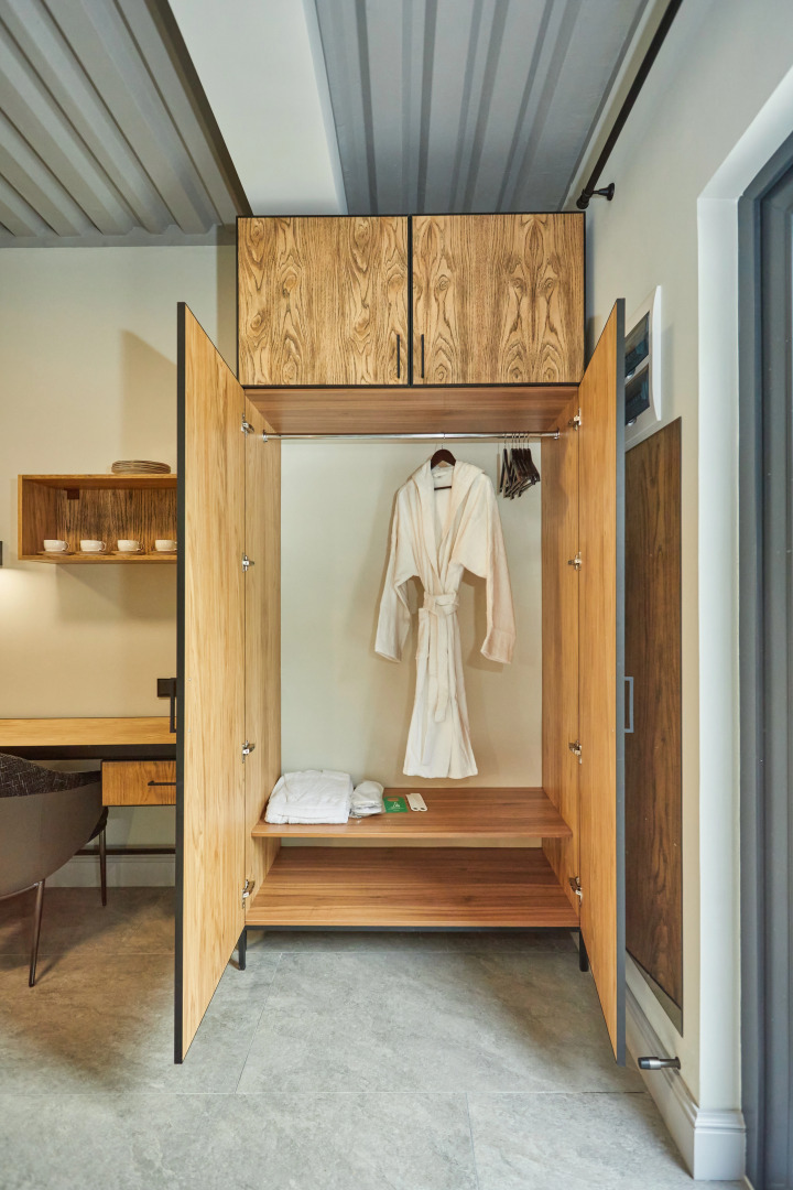 Отель Anana Ges