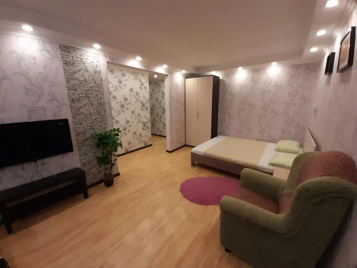 Апартаменты Кирова 15