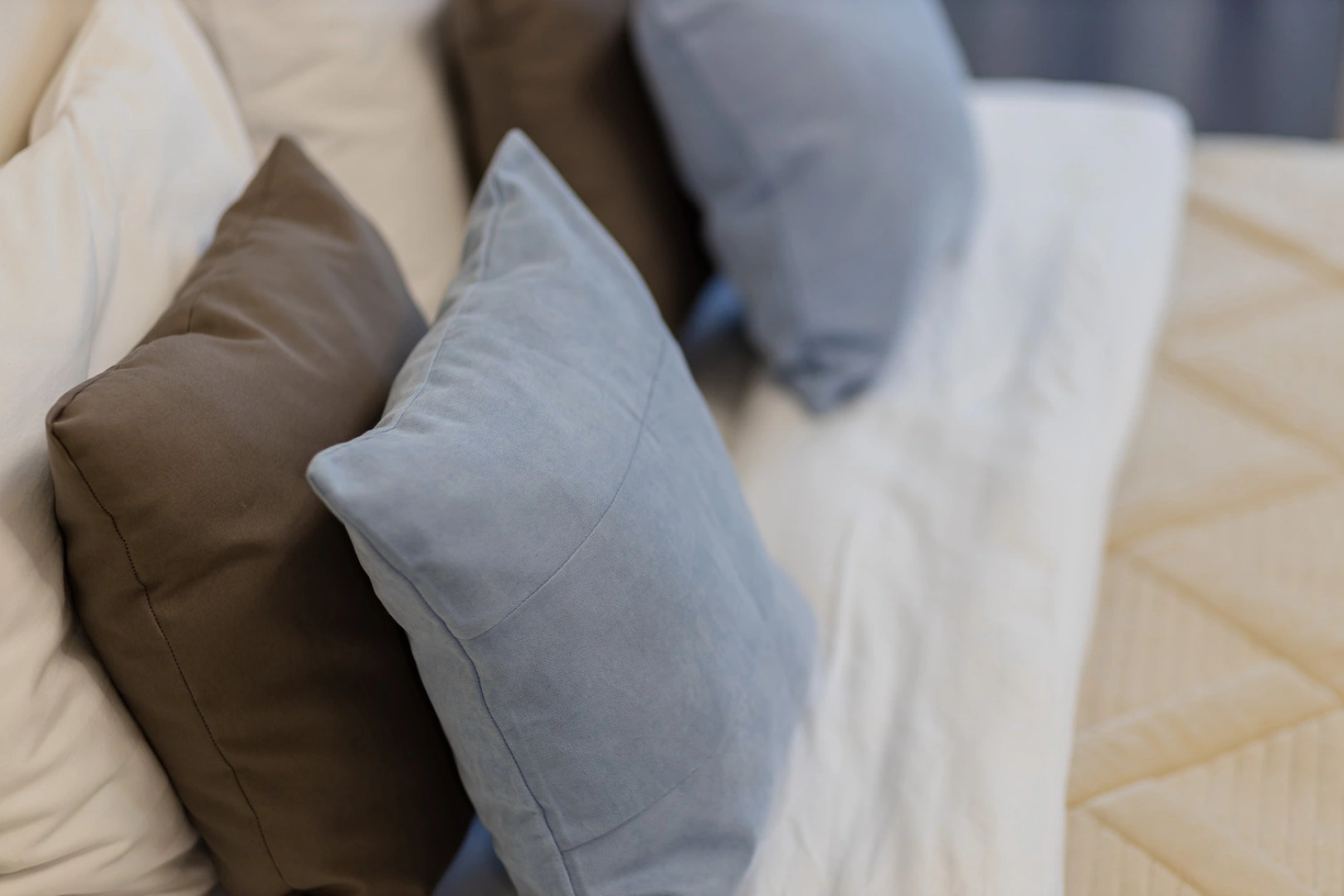 Апартаменты Pronina Aparts Kudrovo LIVE