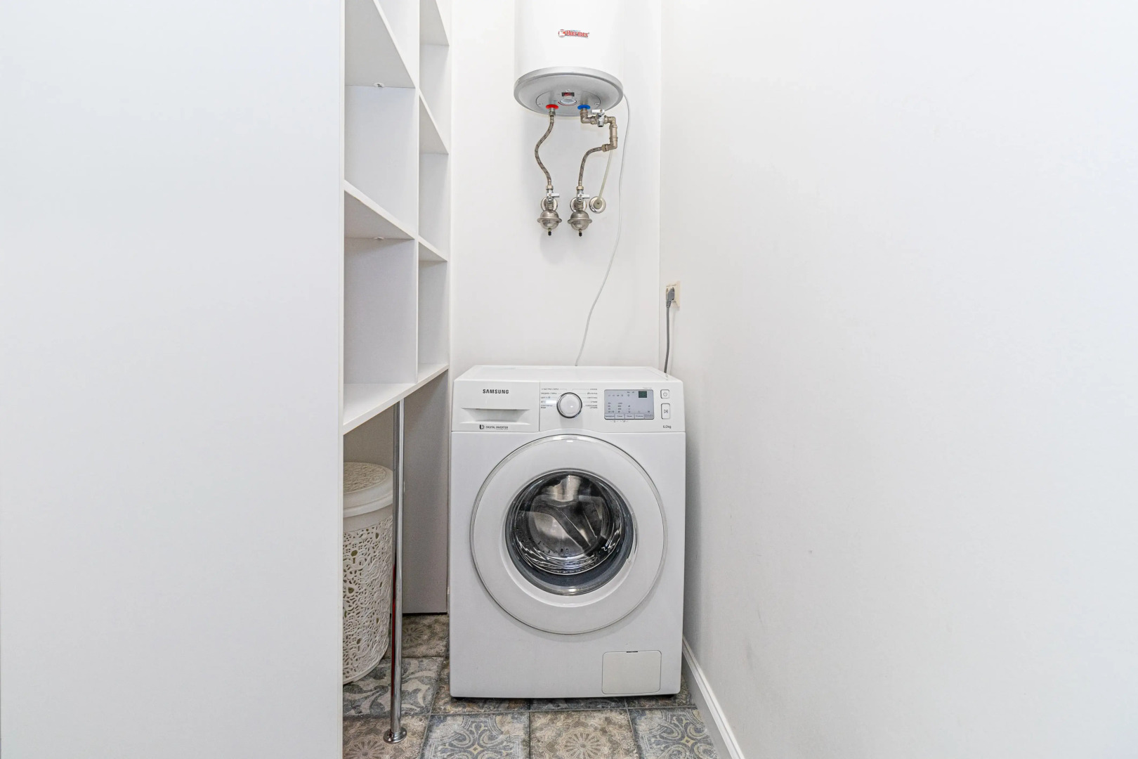 Апартаменты Тут Живут | Жлобы 145 | 3х комнатная