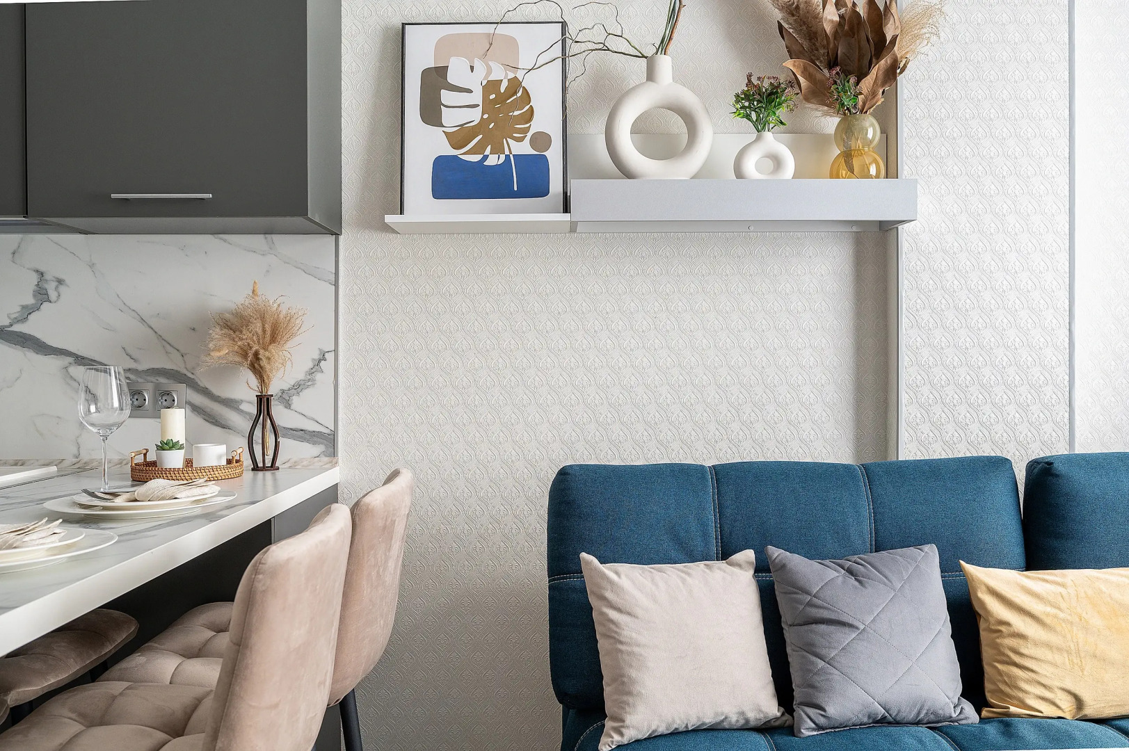 Апартаменты Red Apartments Арт Лайт Сити Форд