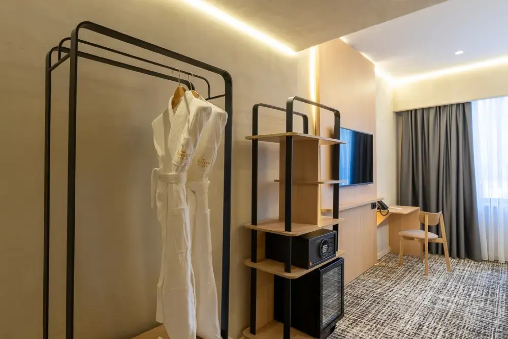 Отель Renion City