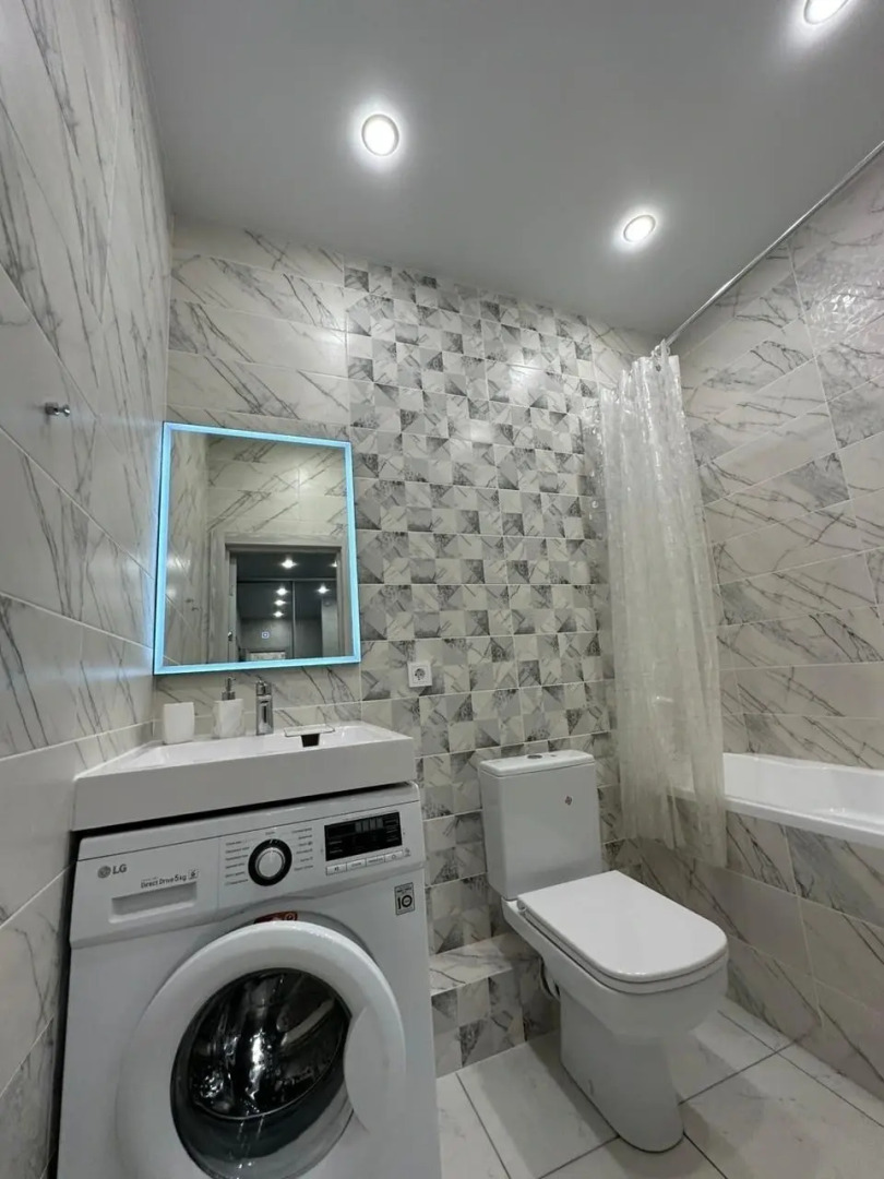 Апартаменты в доме комфорт-класса на 23 этаже Ижевска