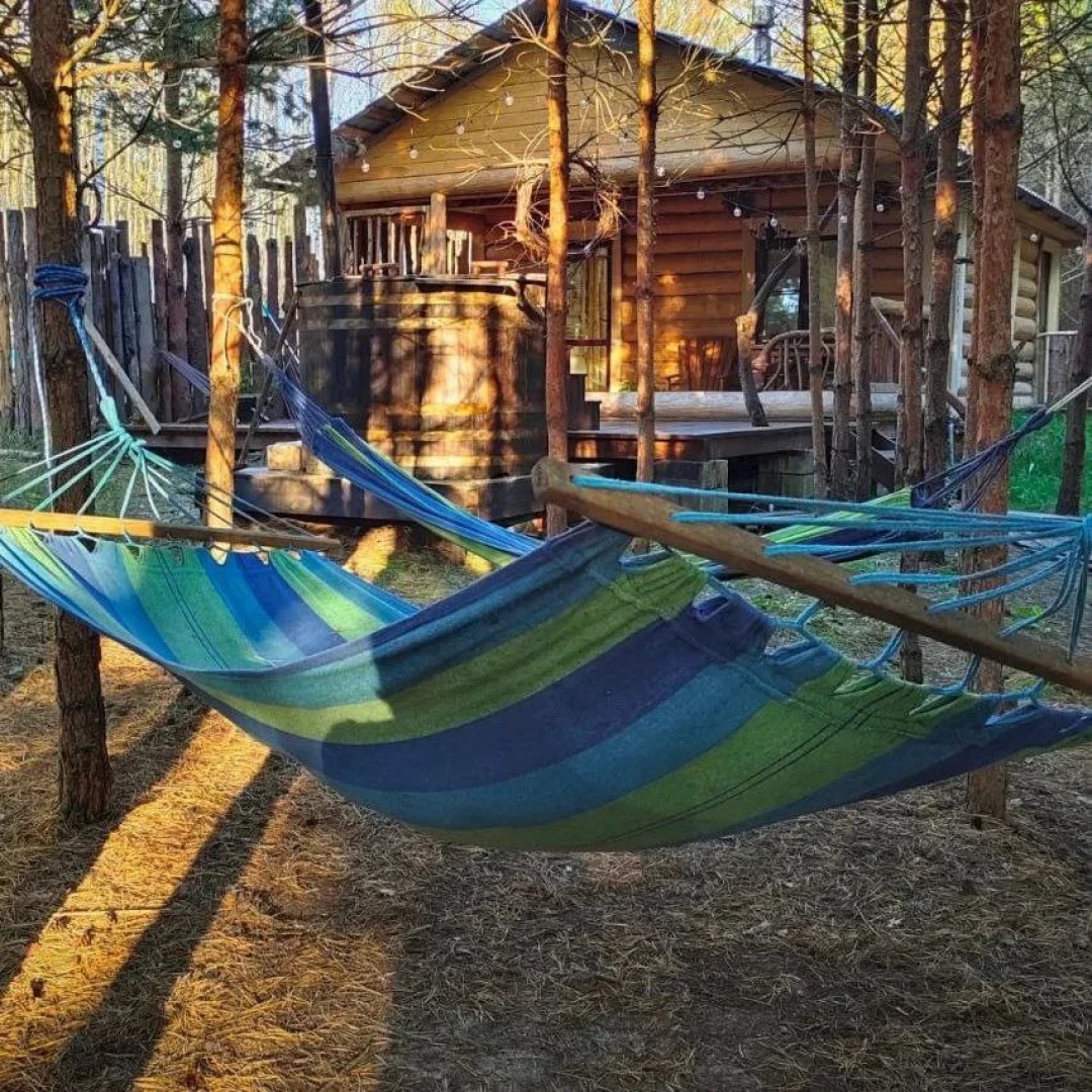 Частный Дом О, Дни в Лесу