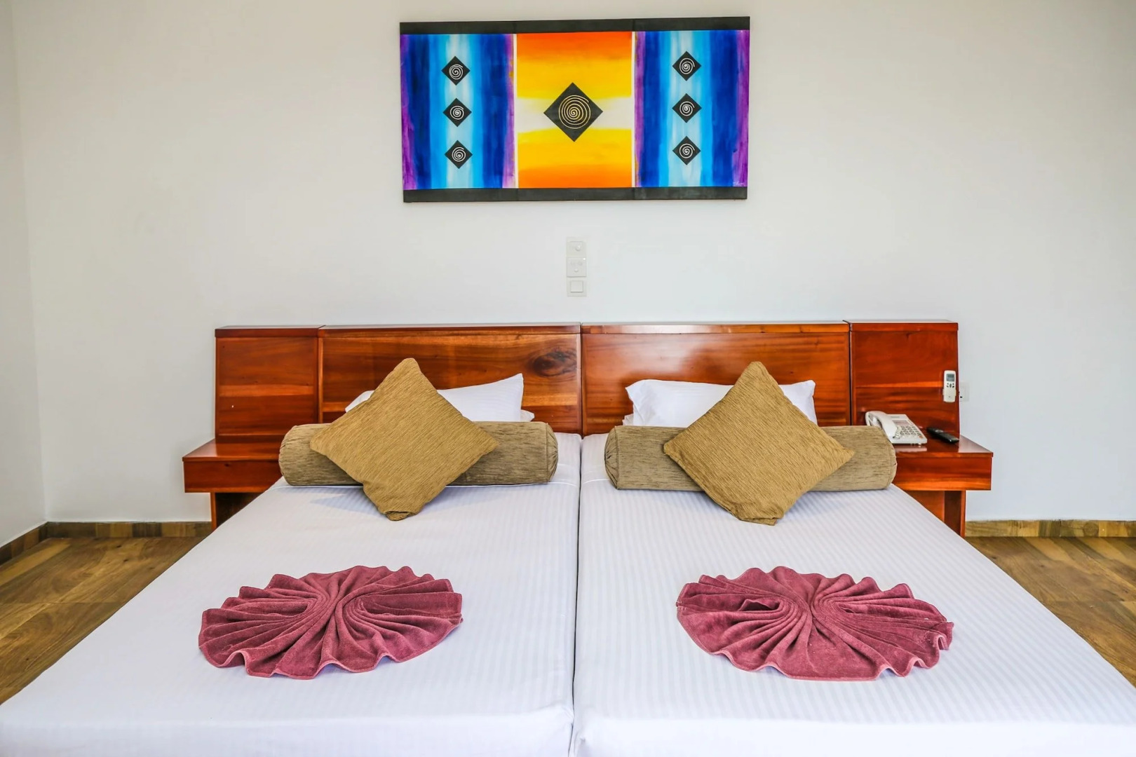 Oak Ray Regency Hotel