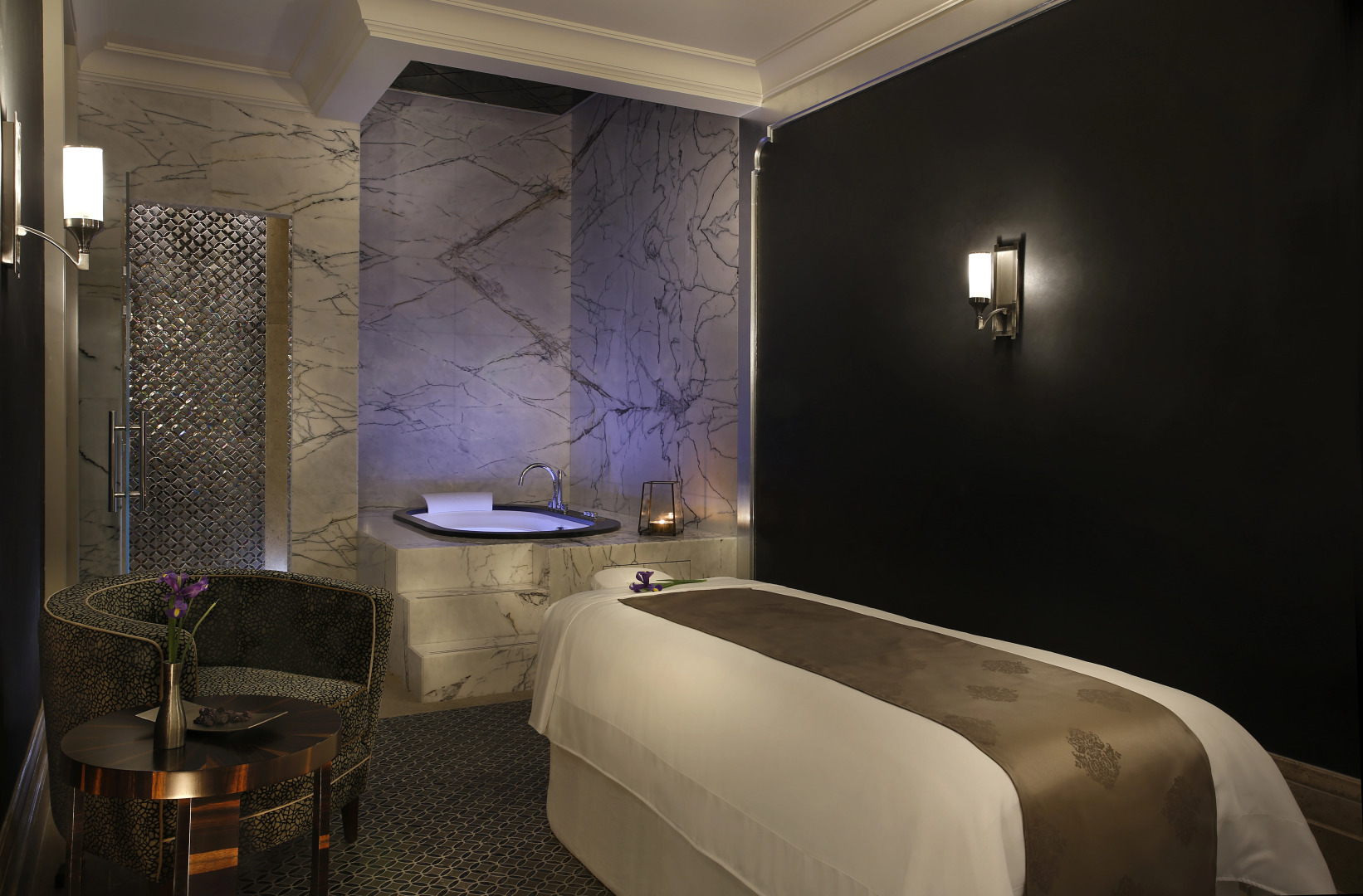 Отель Al Habtoor Palace