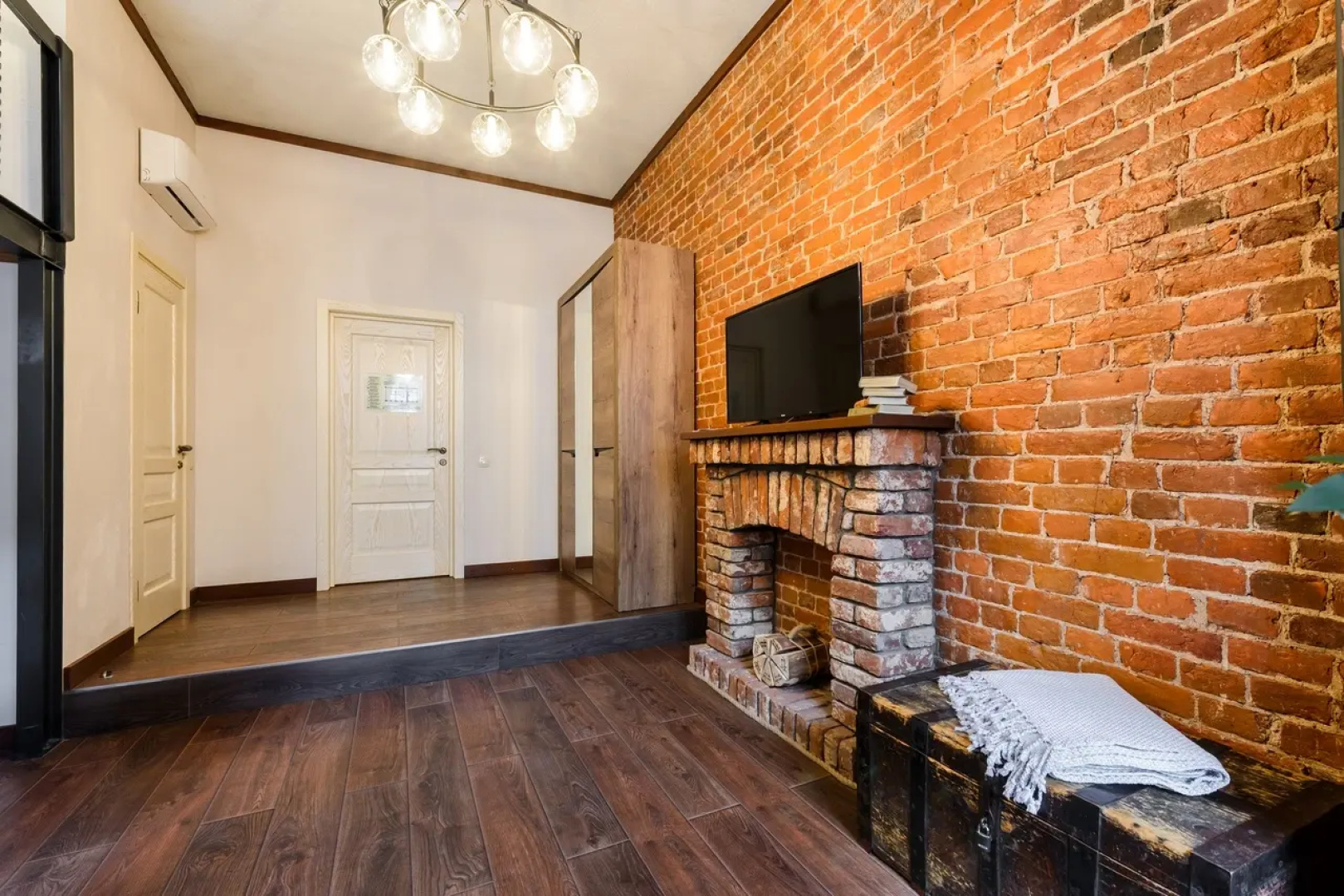 Апартаменты Nevsky Loft Studio