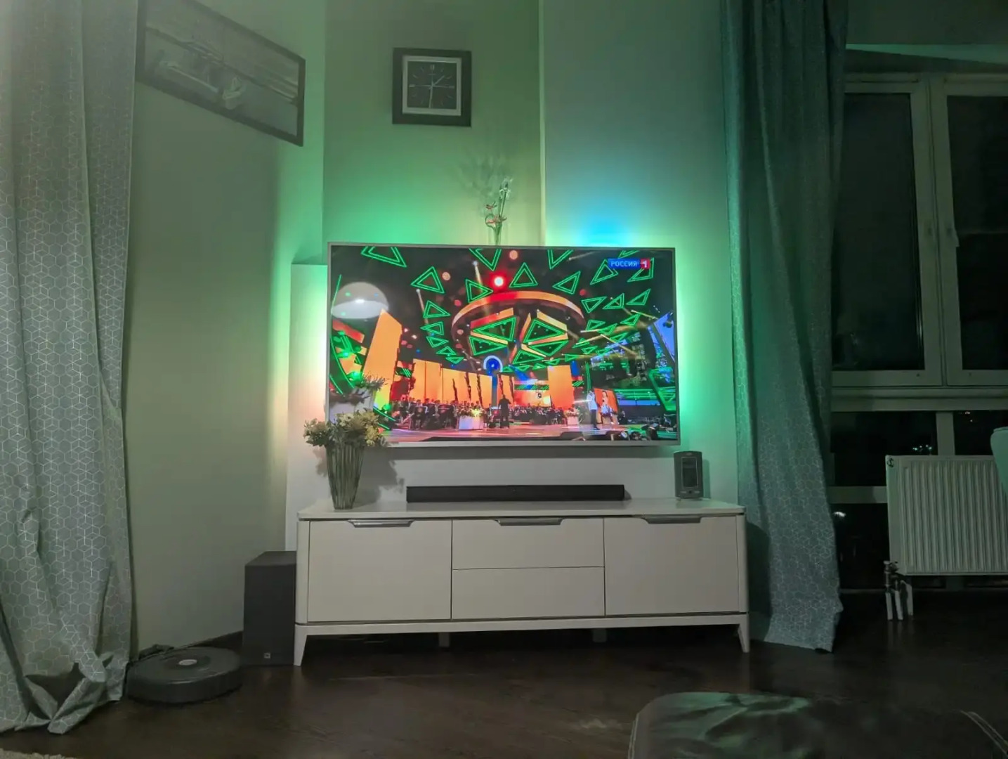 Квартира Волжский бриз Видовая 3-х комнатная на набережной в центре города