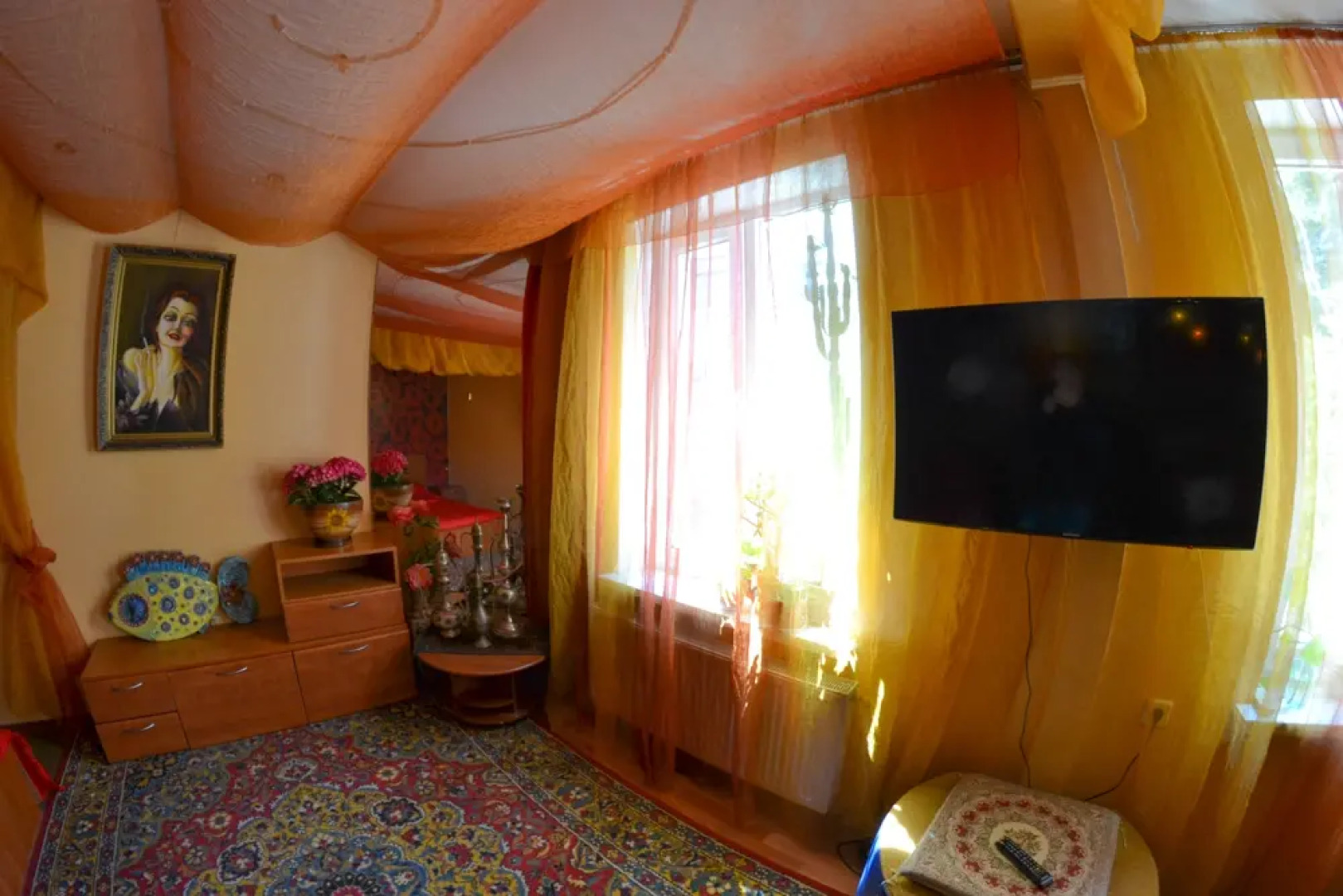 Дом на Набережной