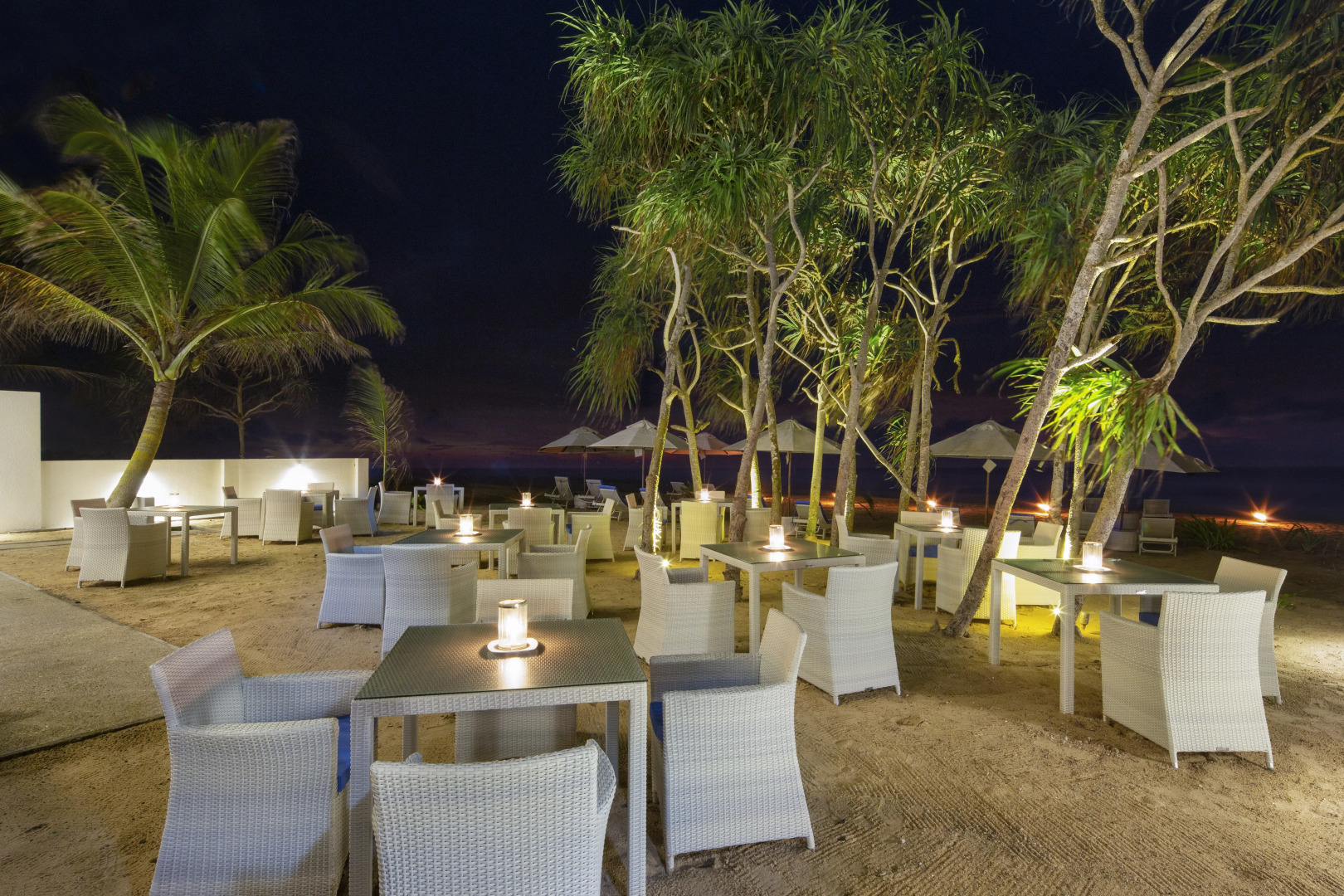 Отель Lucky Elephant