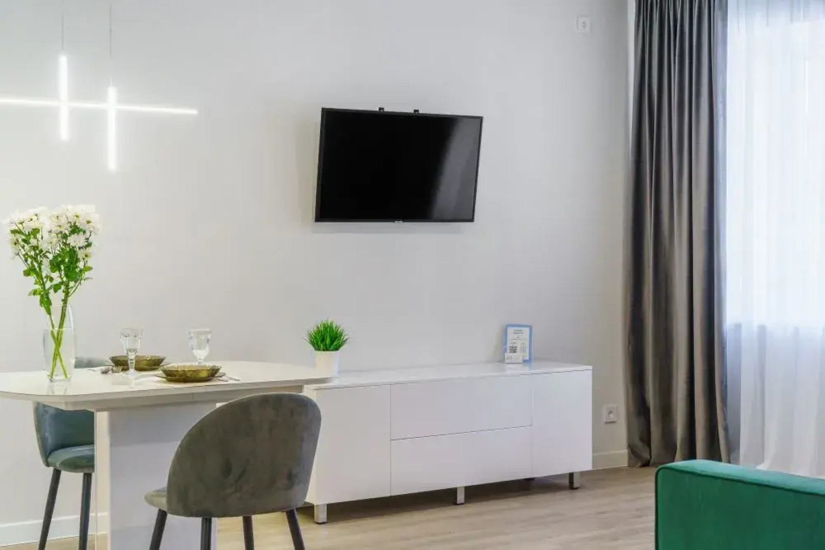 Апартаменты GOOD NIGHT на Левитана 5