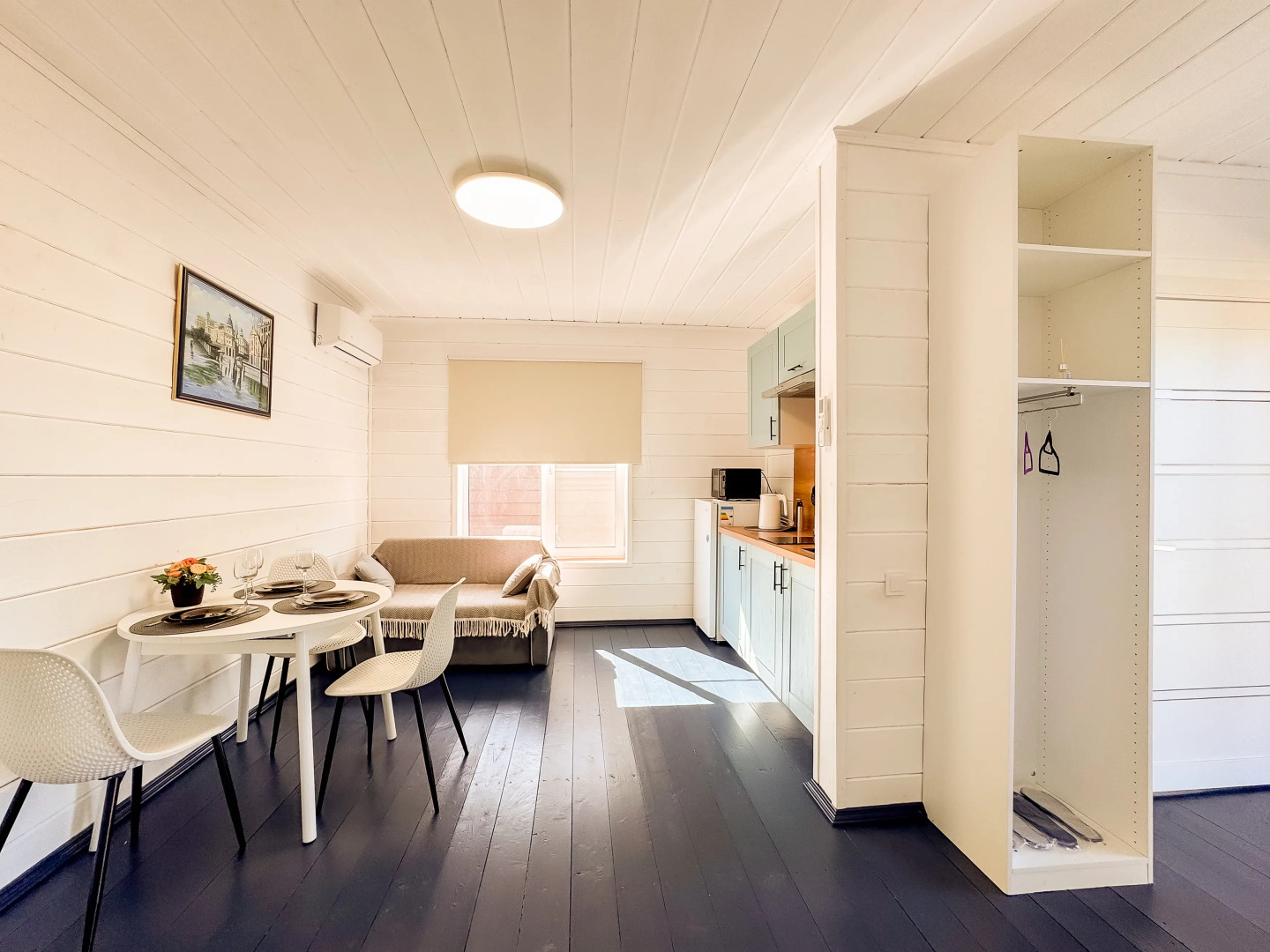 Частный дом Дом у озера