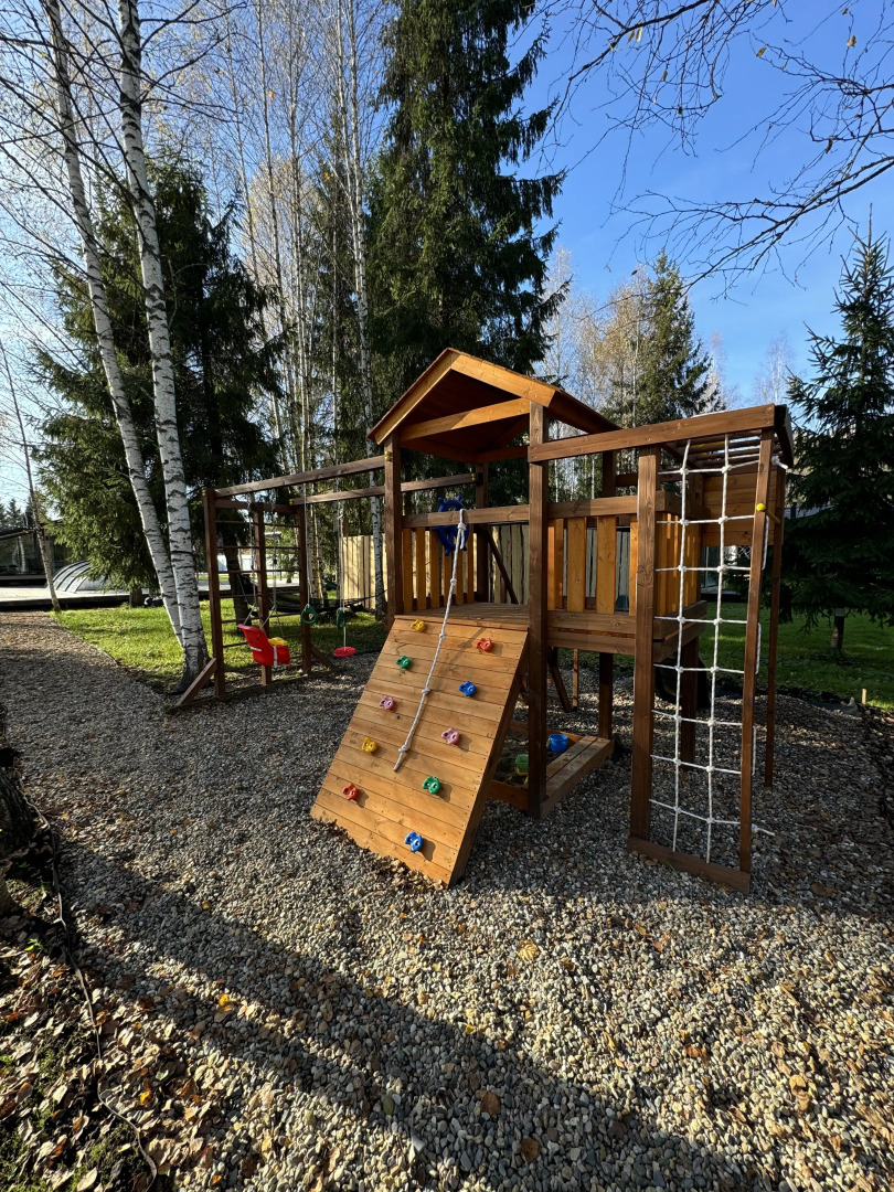 Частный дом С летним бассейном 3 спальни