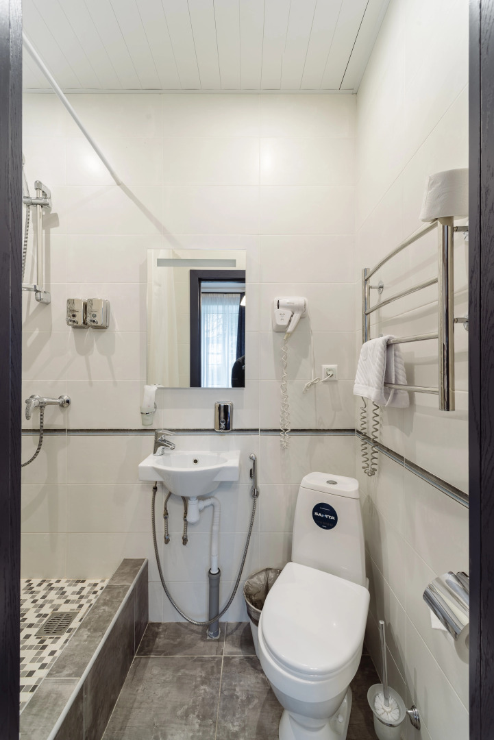 Меблированные комнаты на Елизарова