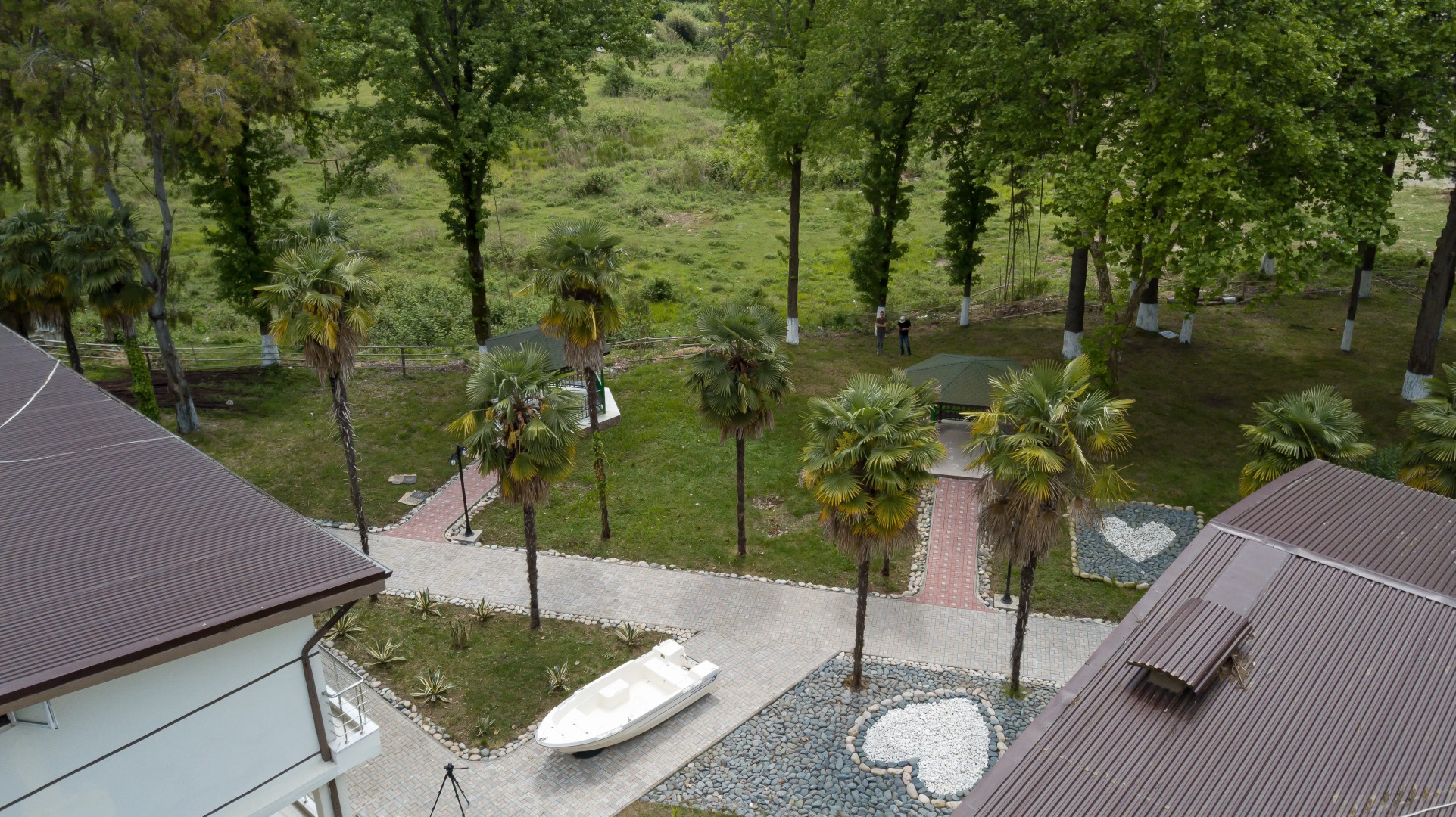 Отель Агудзера