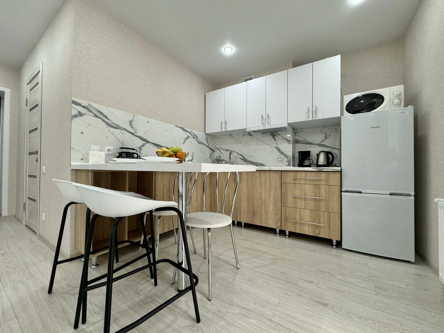 Апартаменты Chill Pill центр, самозаселение 24/7, 13г