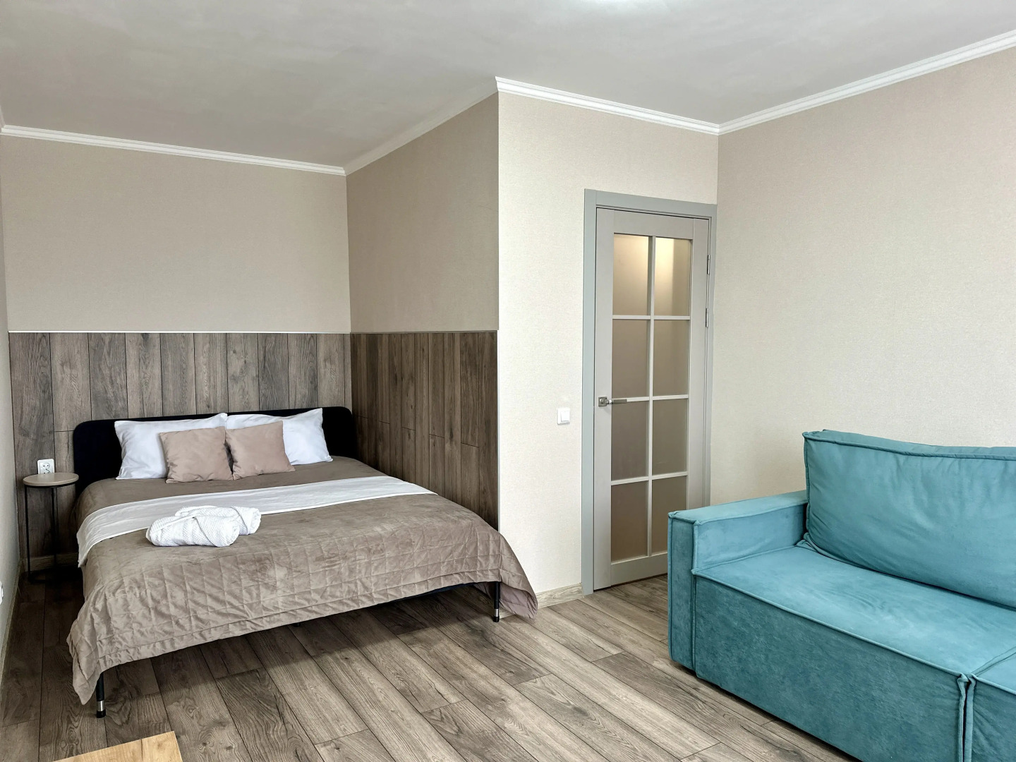 Апартаменты Эустома, рядом с ТЦ Кристалл