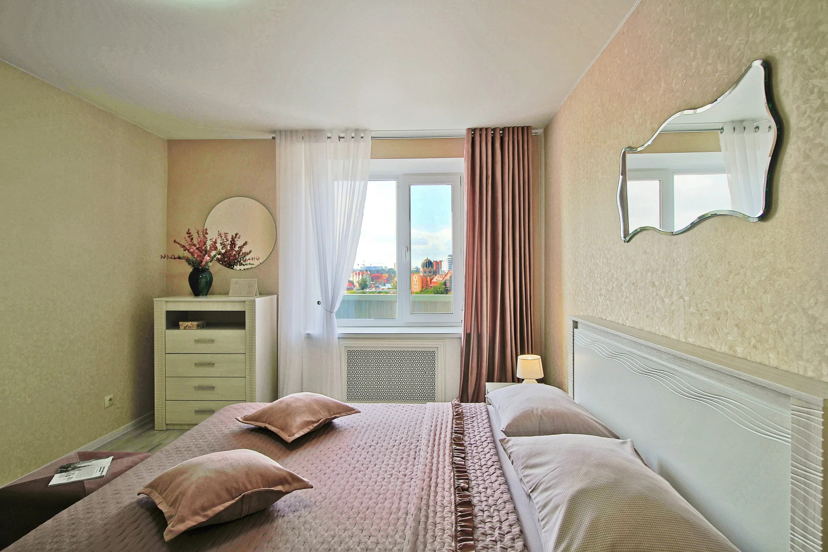 Апартаменты с Видом на Кафедральный Собор 2-комнатные Центр