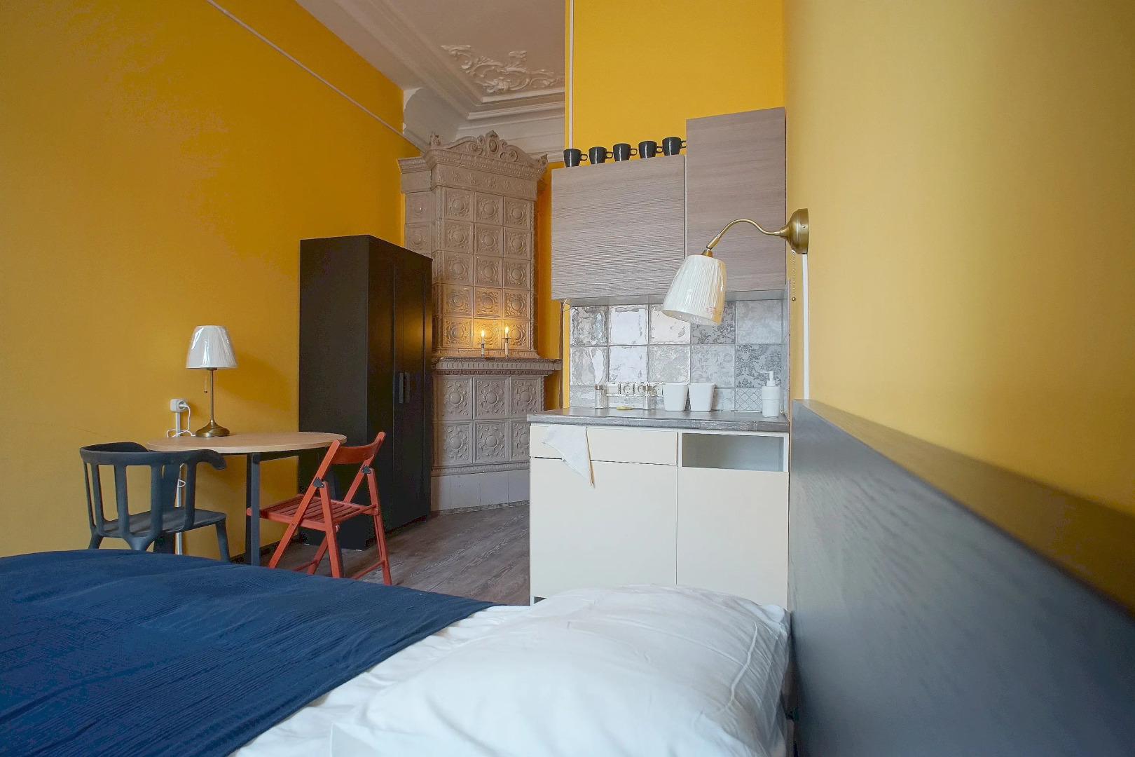 Меблированные комнаты на Столярном