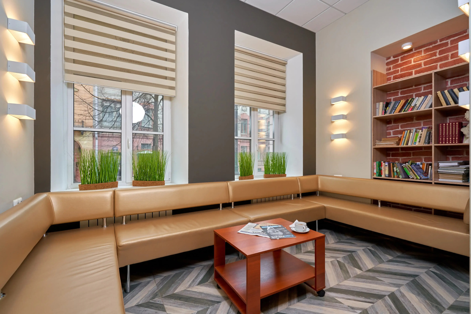 Отель Дельта Невы