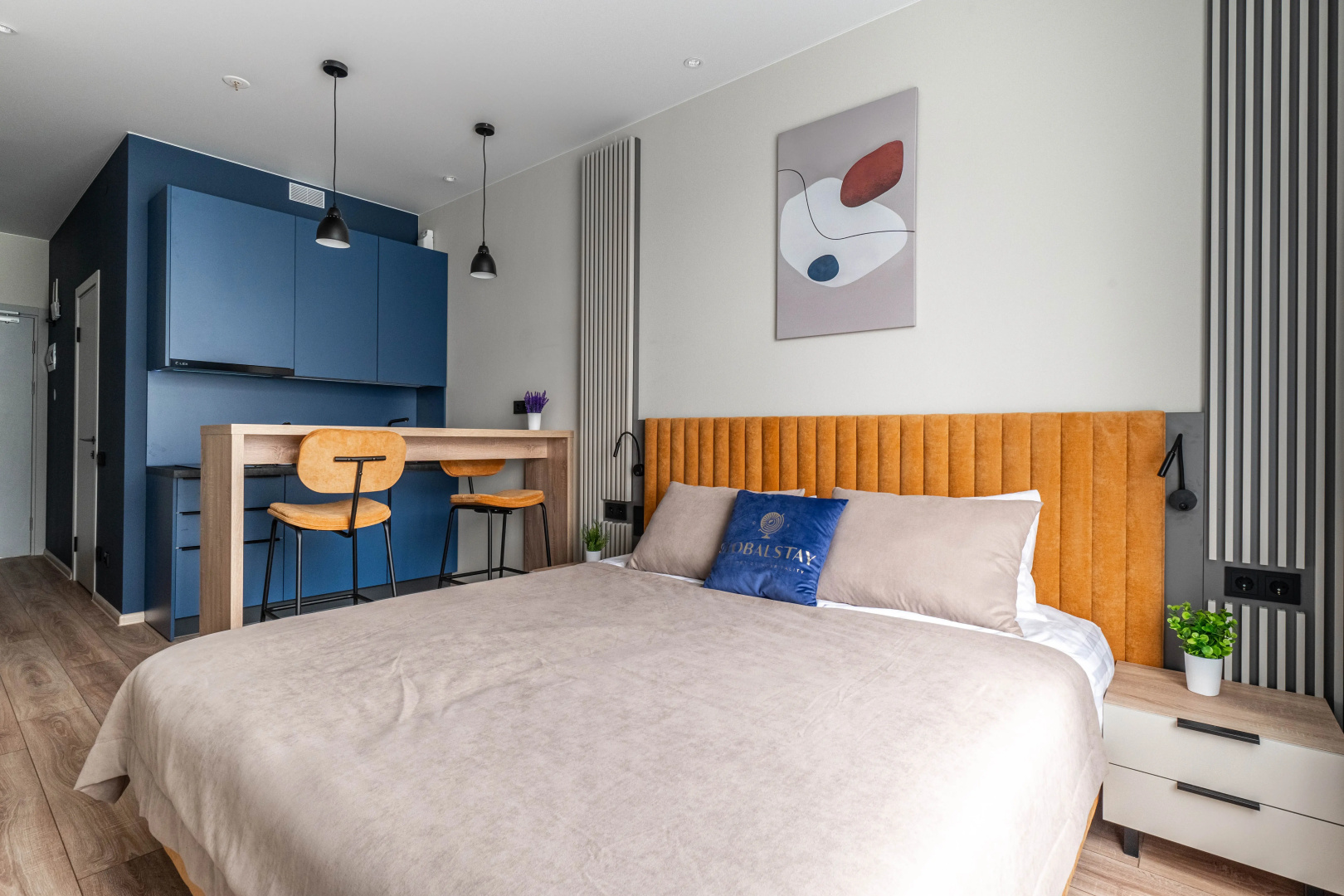 Apartment GLOBALSTAY. Новая студия Ладожский Авенир 10 мин м. Ладожская