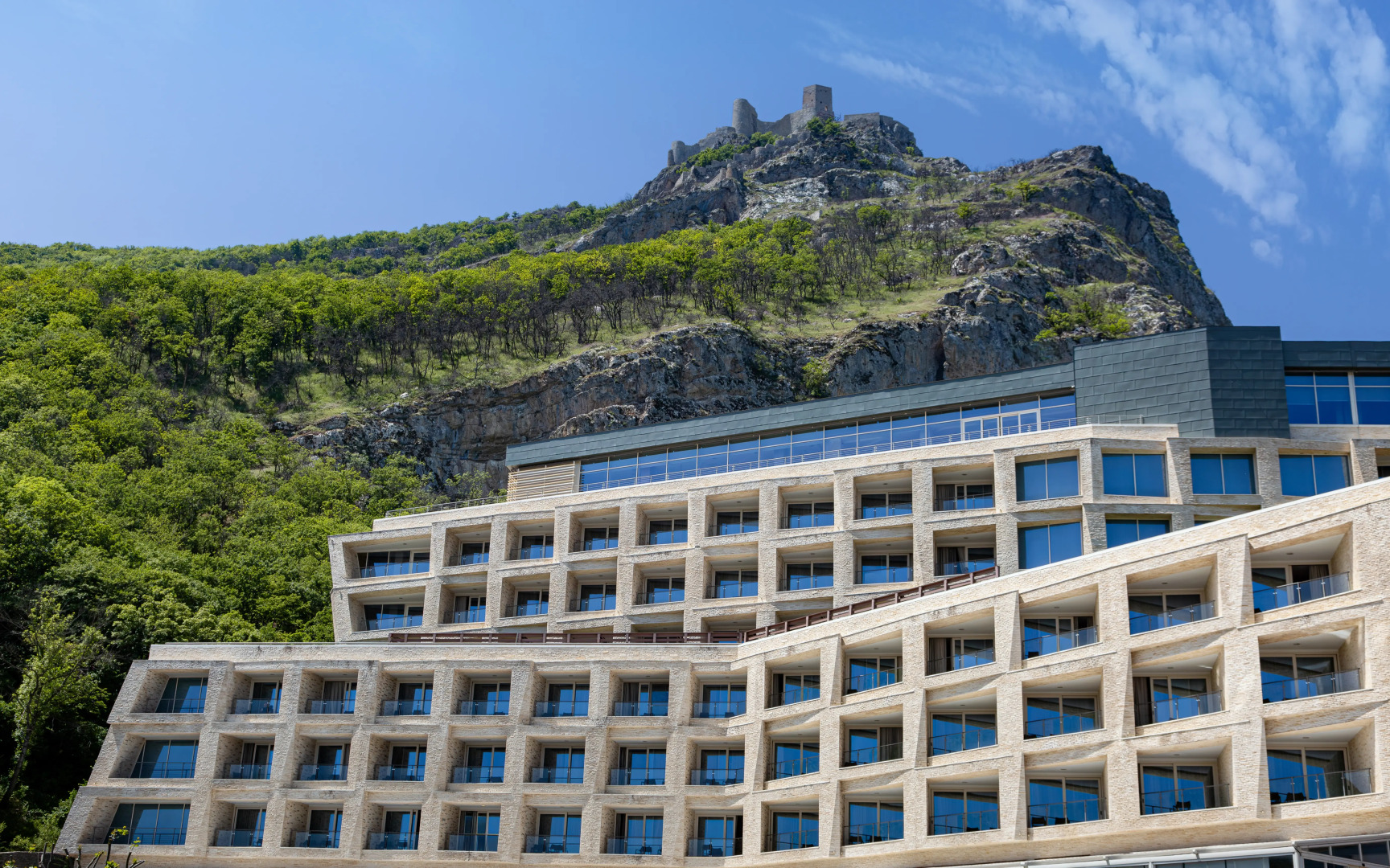 Qalaalti Hotel & Sanatorium