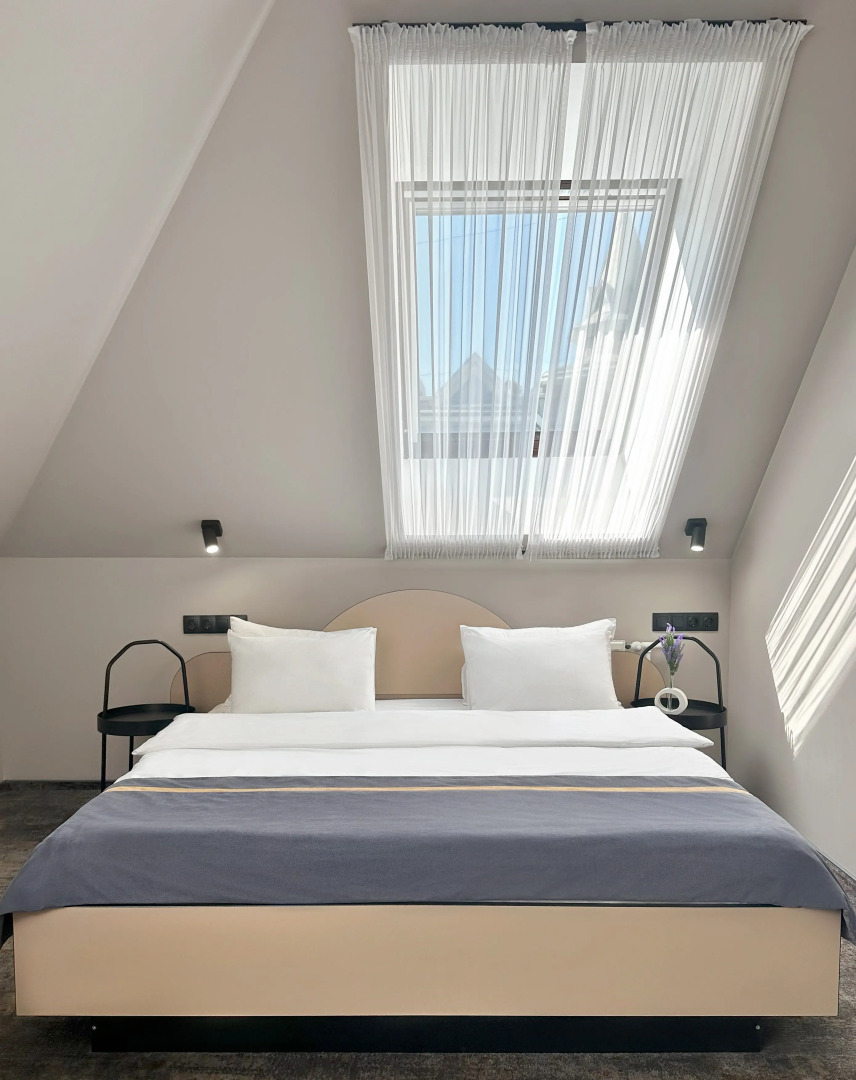 Отель Тесла