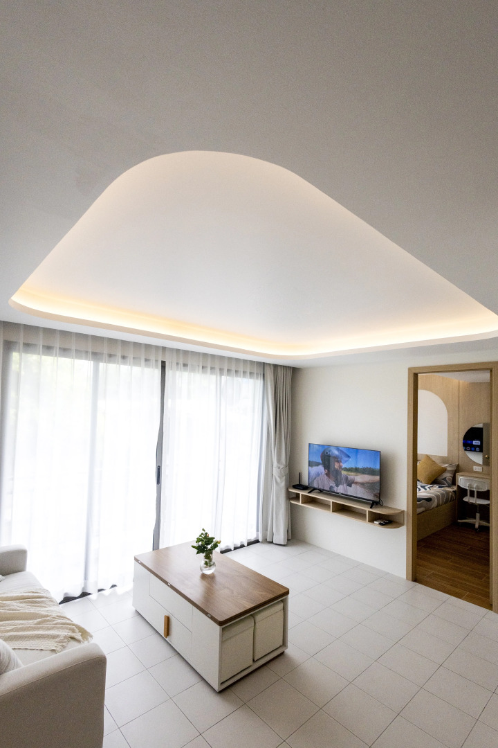 Квартира дизайнерская двухкомнатная рядом с Камалой бассейн фитнес и шаттл