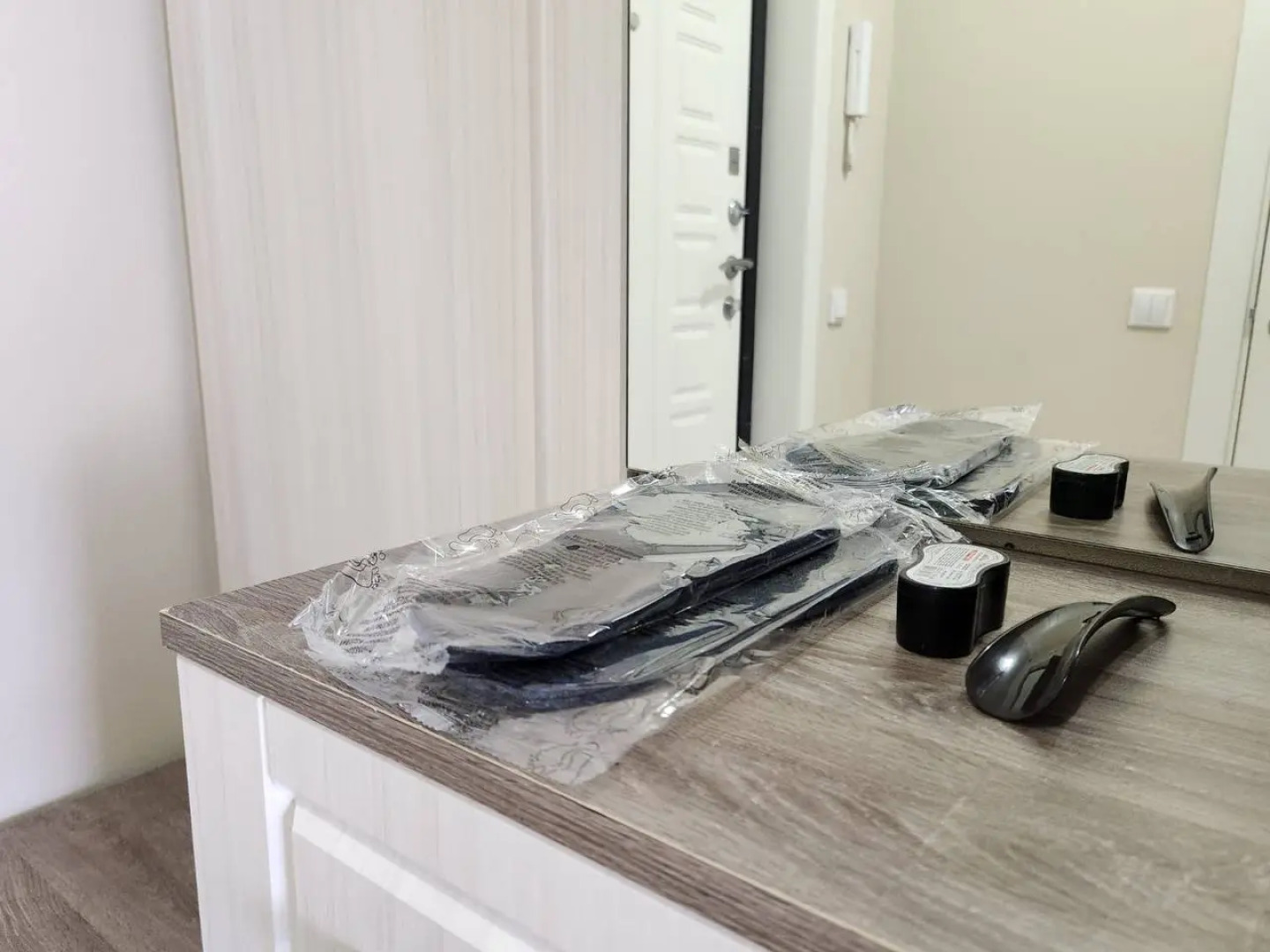 Апартаменты Runway Apartments