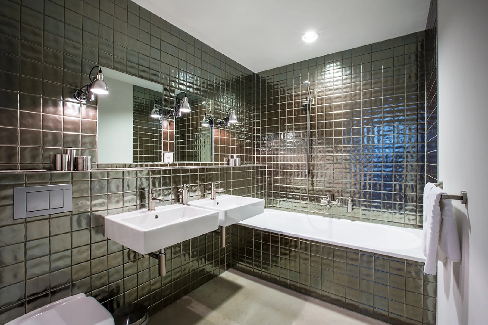 Отель Lofthotel