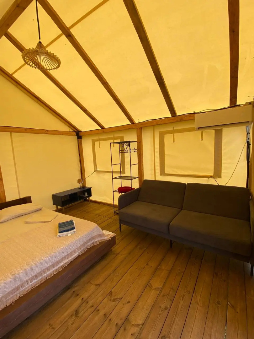 Глэмпинг Дружба