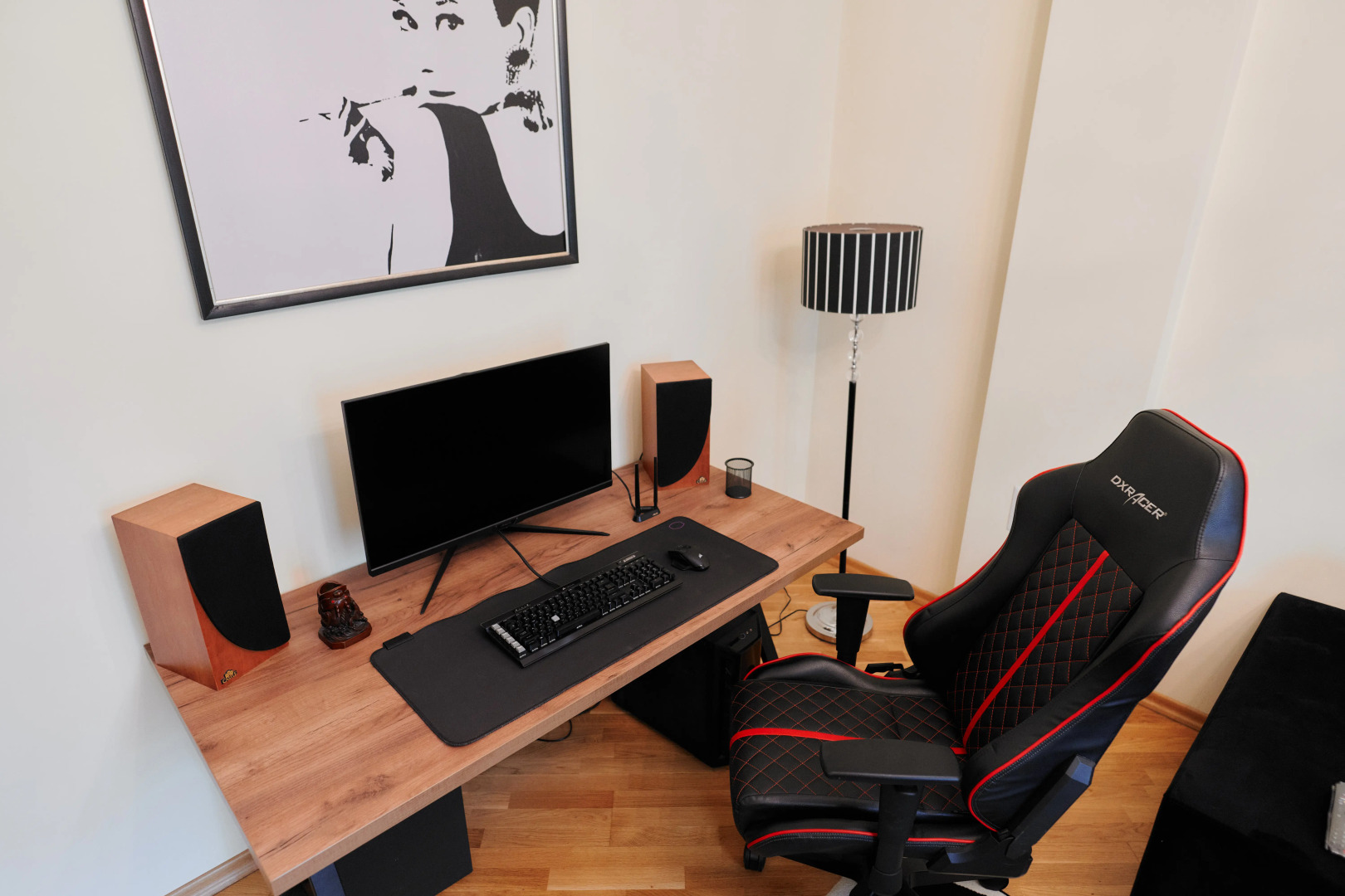 Апартаменты 2-комн. в самом центре Минска на пр. Независимости 37