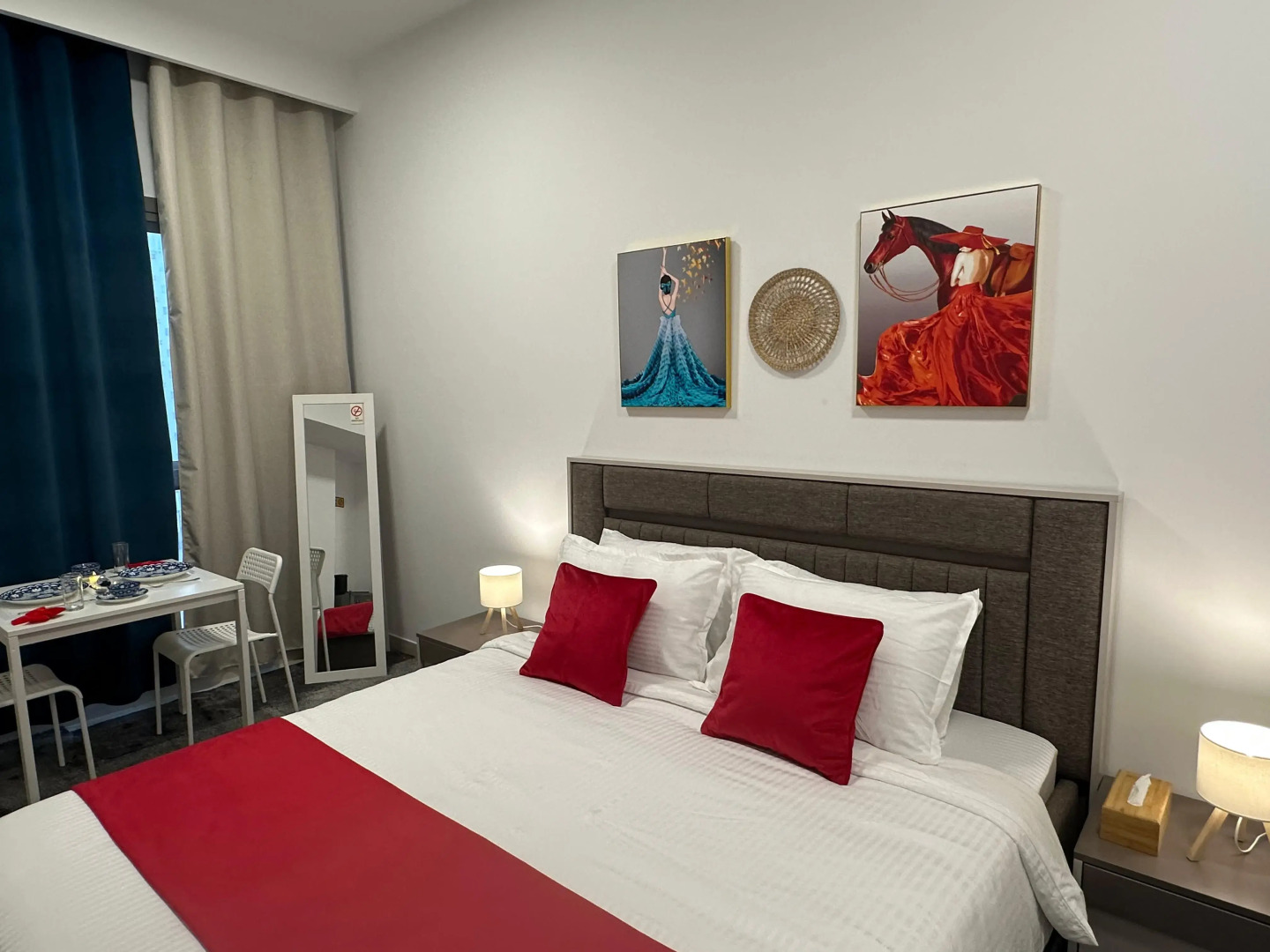 Хостел Bella Hostel - Dorms & Private Rooms