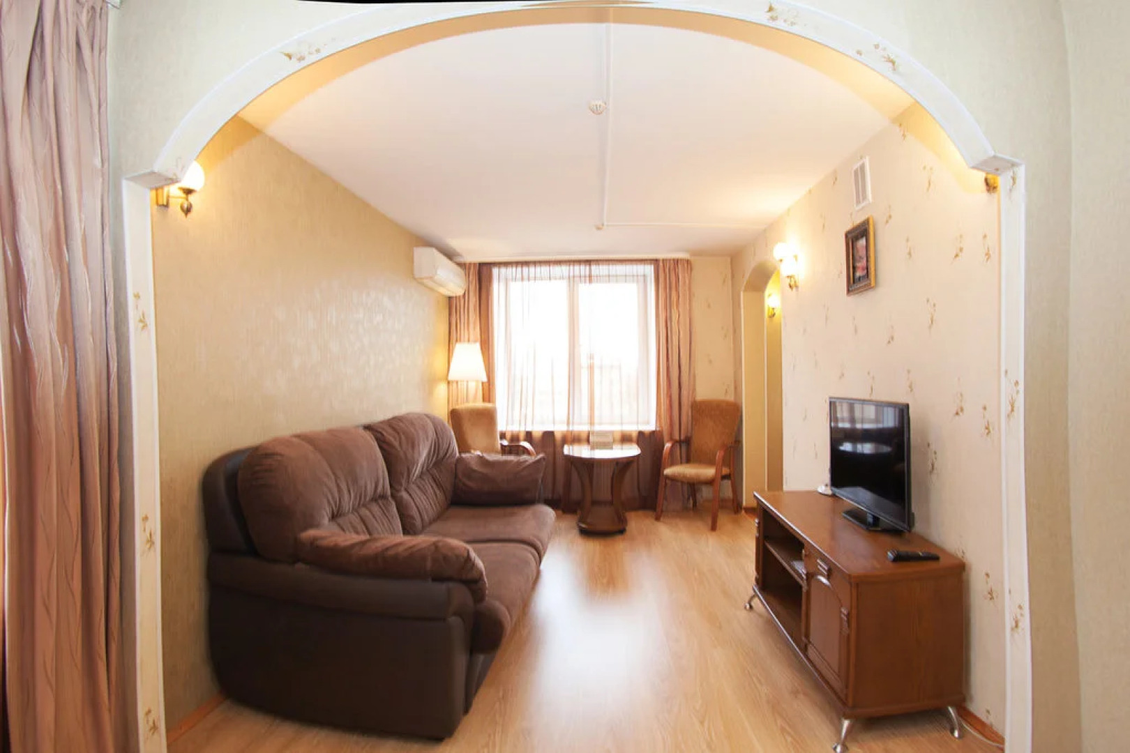 Гостиница Киевская на Днепропетровской