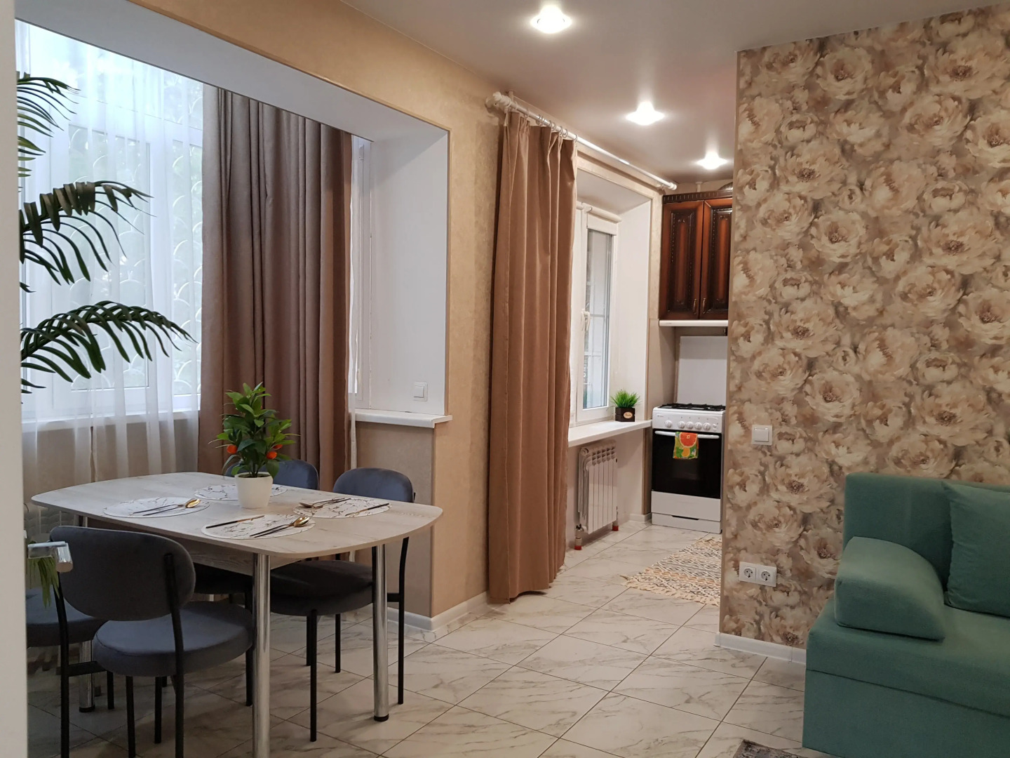 Апартаменты на Цветном бульваре в Центре Сочи