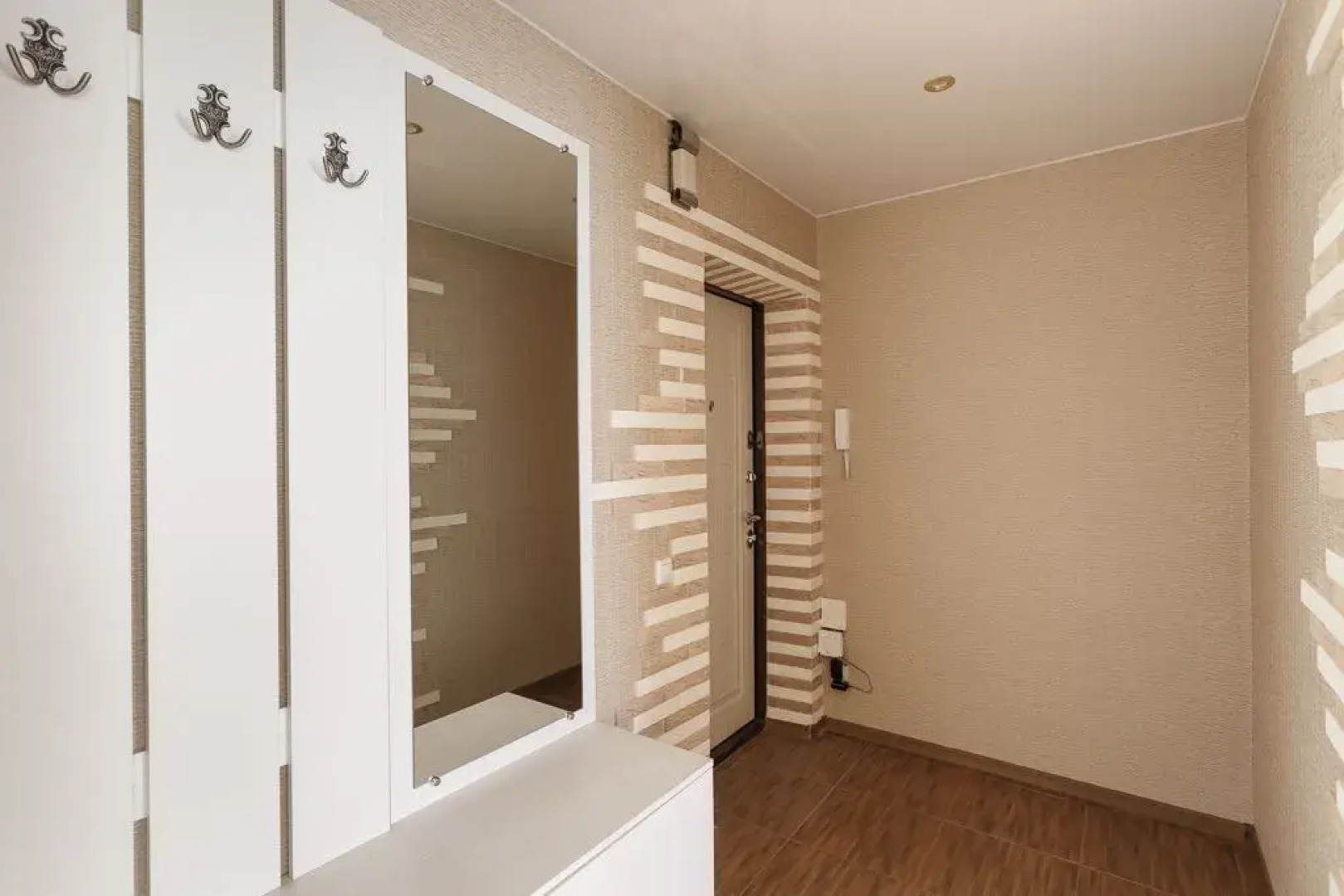 Апартаменты Кирпичная 26-58