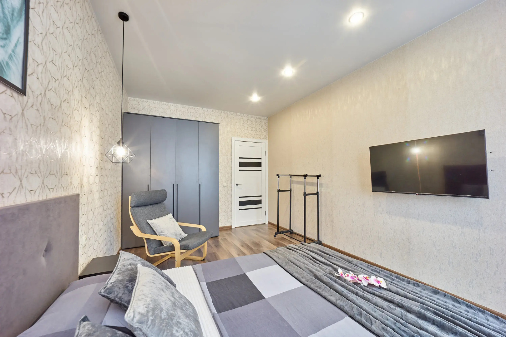 Апартаменты Современная Евродвушка в новом доме на 14 этаже