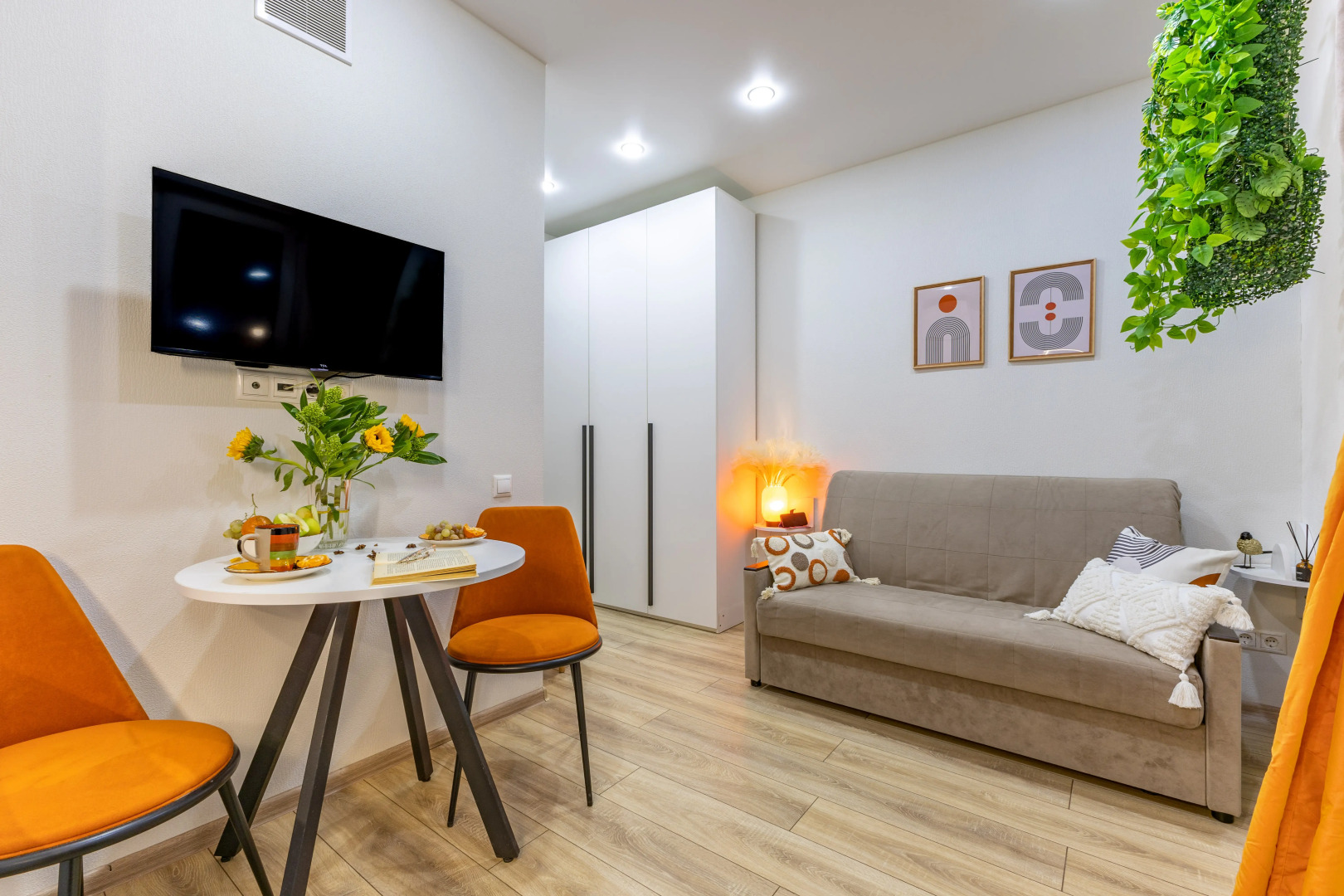 Квартира Оранжевый блюз