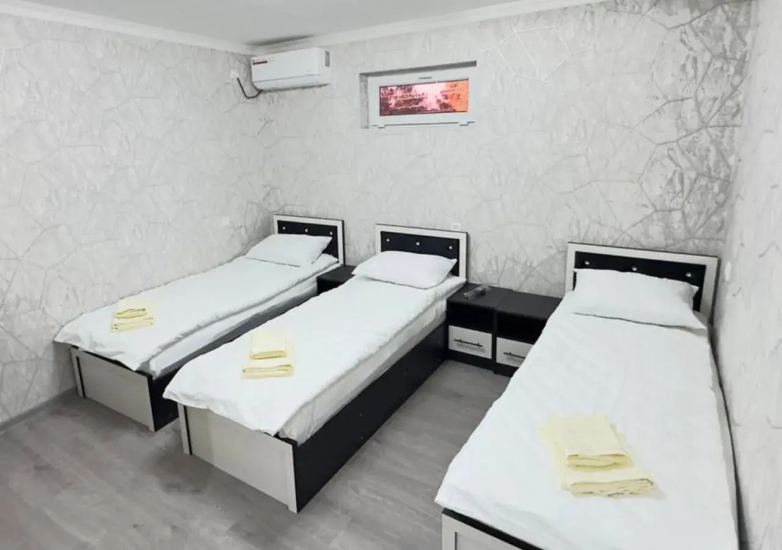 Хостел Parvona