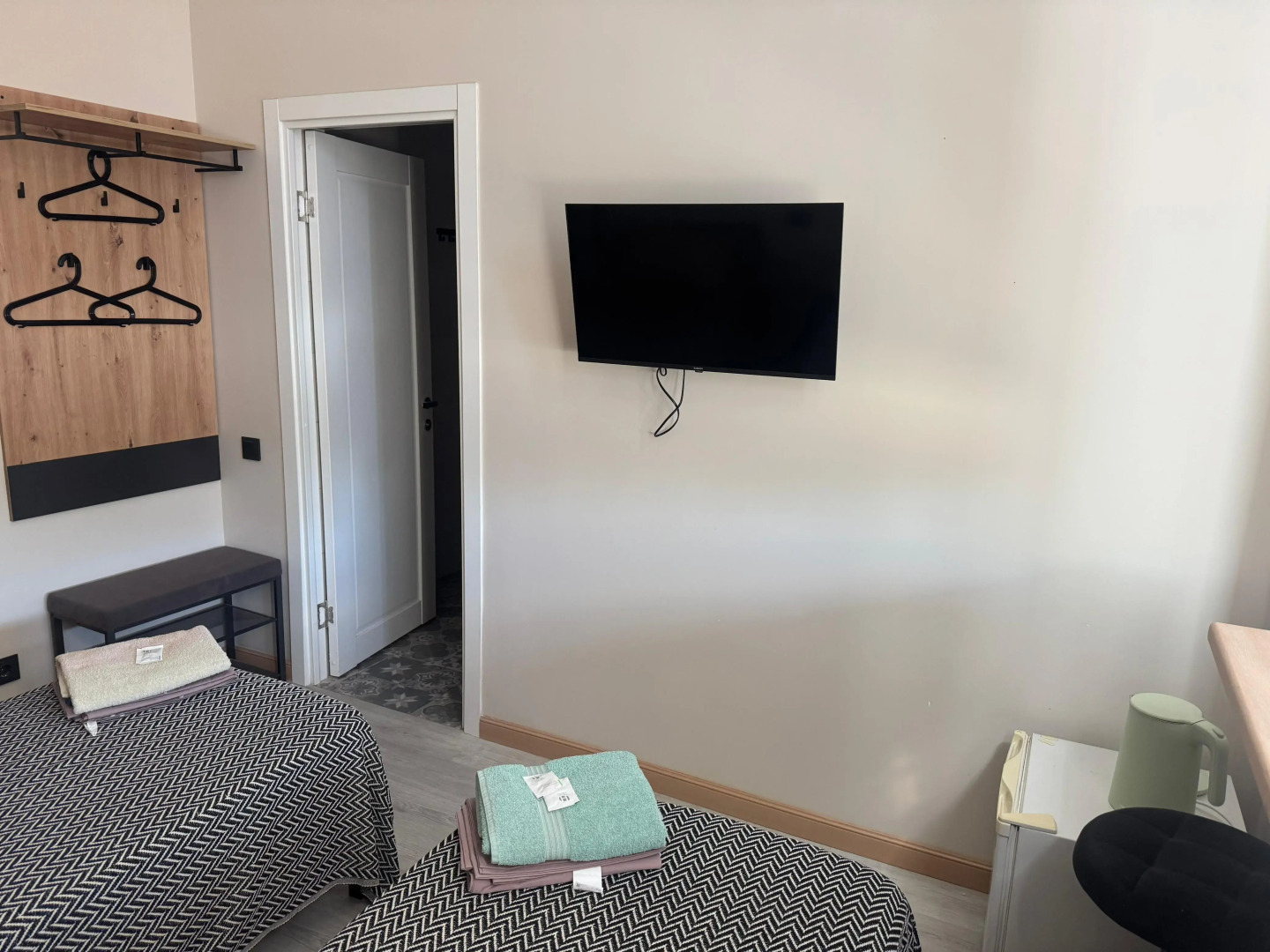 Отель Бобровский