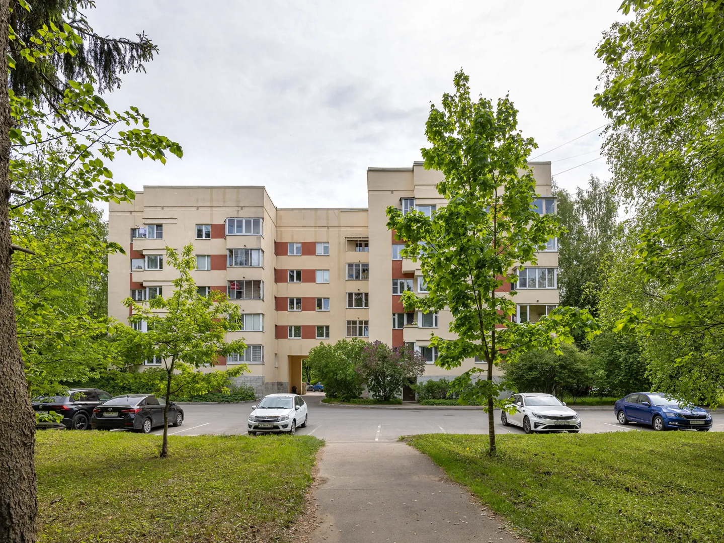 Квартира дизайнерская Ютно Фламинго в Зеленогорске