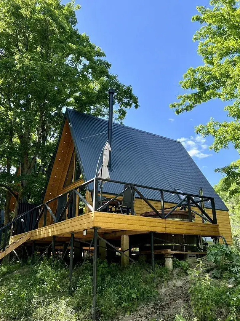 Частный дом Пещера